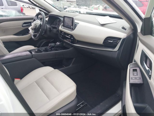 Photo 4 VIN: 5N1AT3BA2MC771501 - NISSAN ROGUE 