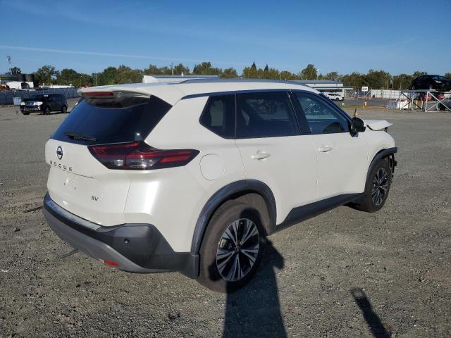 Photo 2 VIN: 5N1AT3BA3MC794835 - NISSAN ROGUE SV 