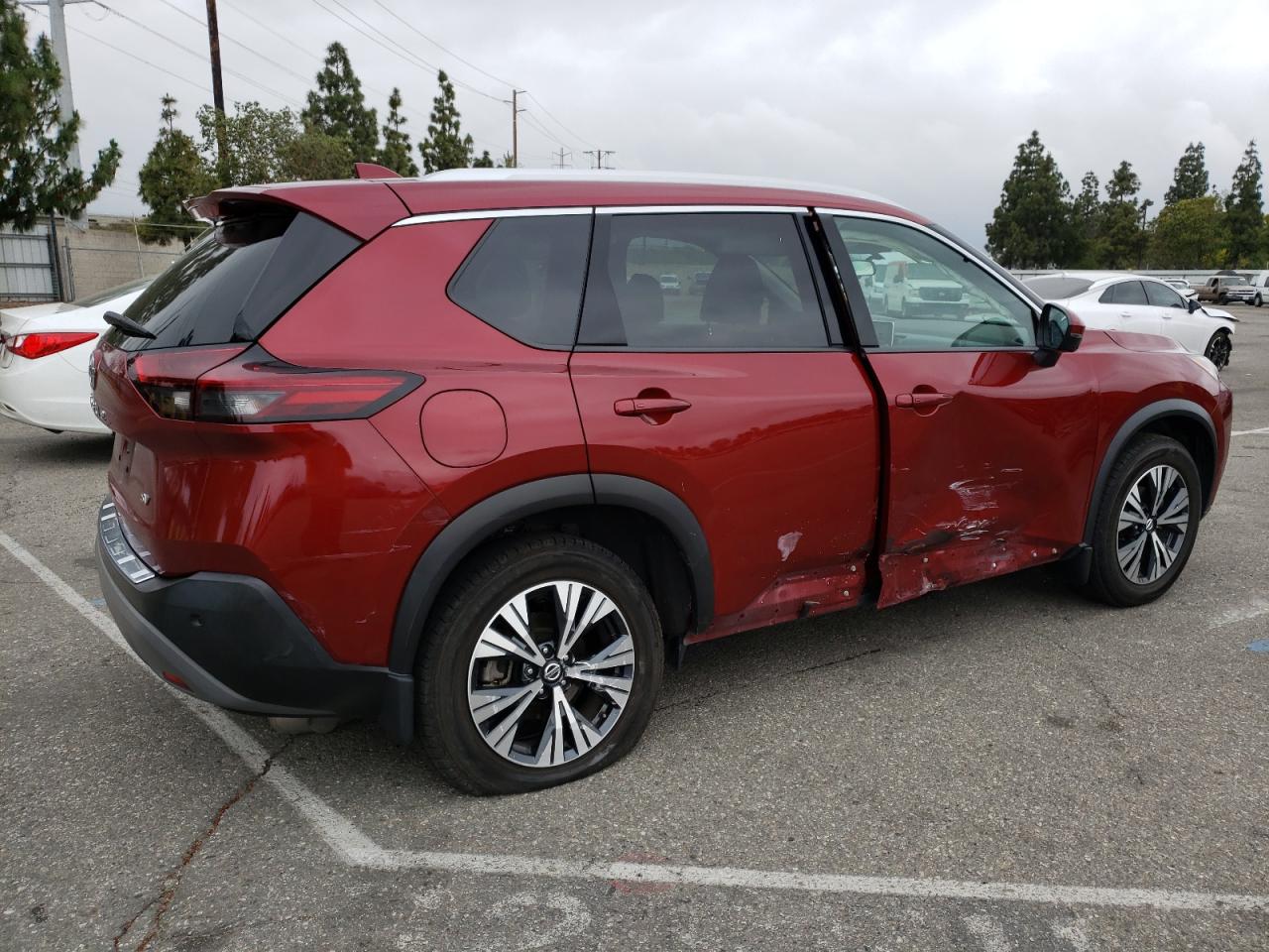 Photo 2 VIN: 5N1AT3BA3MC800441 - NISSAN ROGUE 