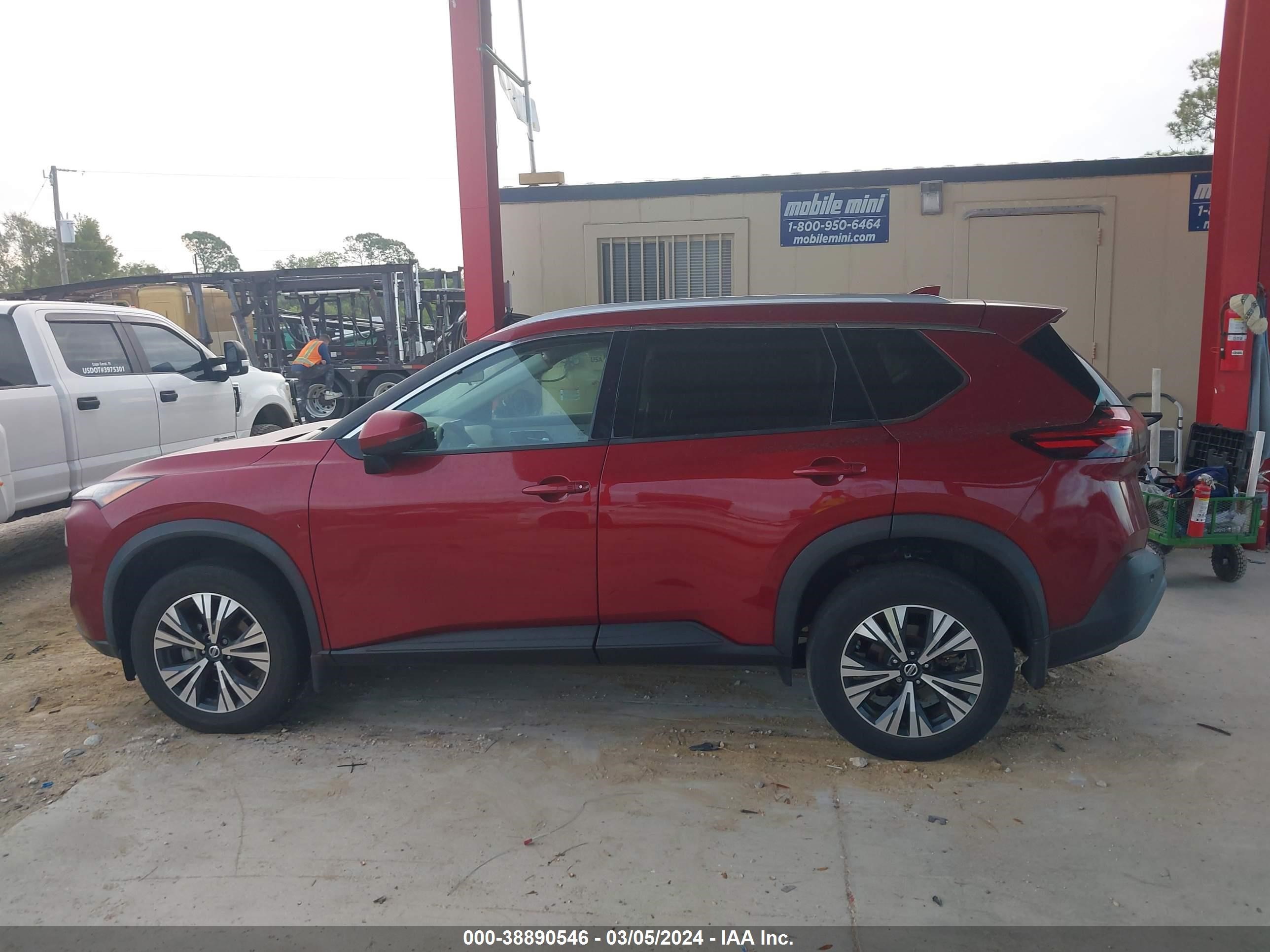 Photo 13 VIN: 5N1AT3BA4MC673554 - NISSAN ROGUE 