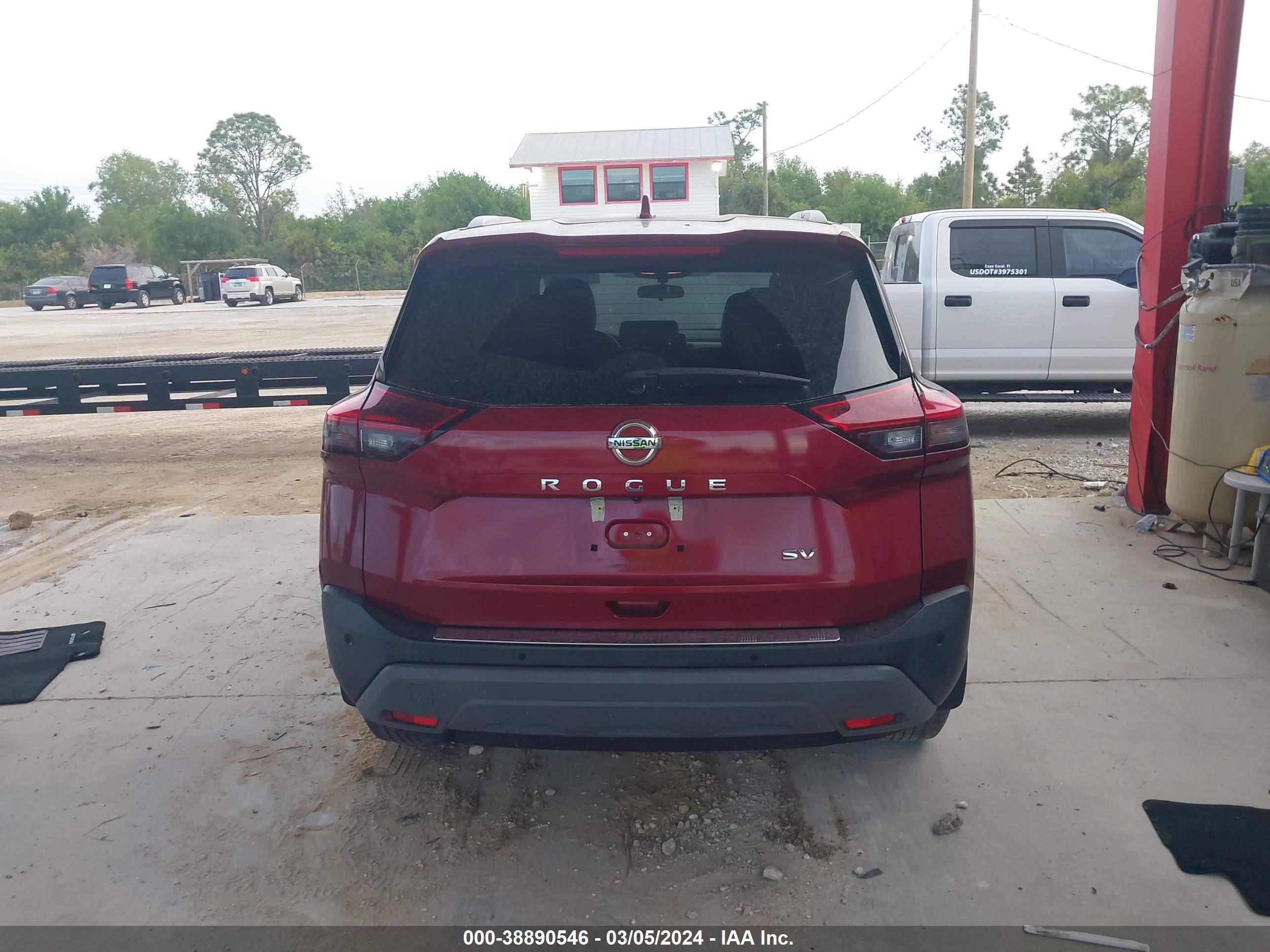 Photo 15 VIN: 5N1AT3BA4MC673554 - NISSAN ROGUE 