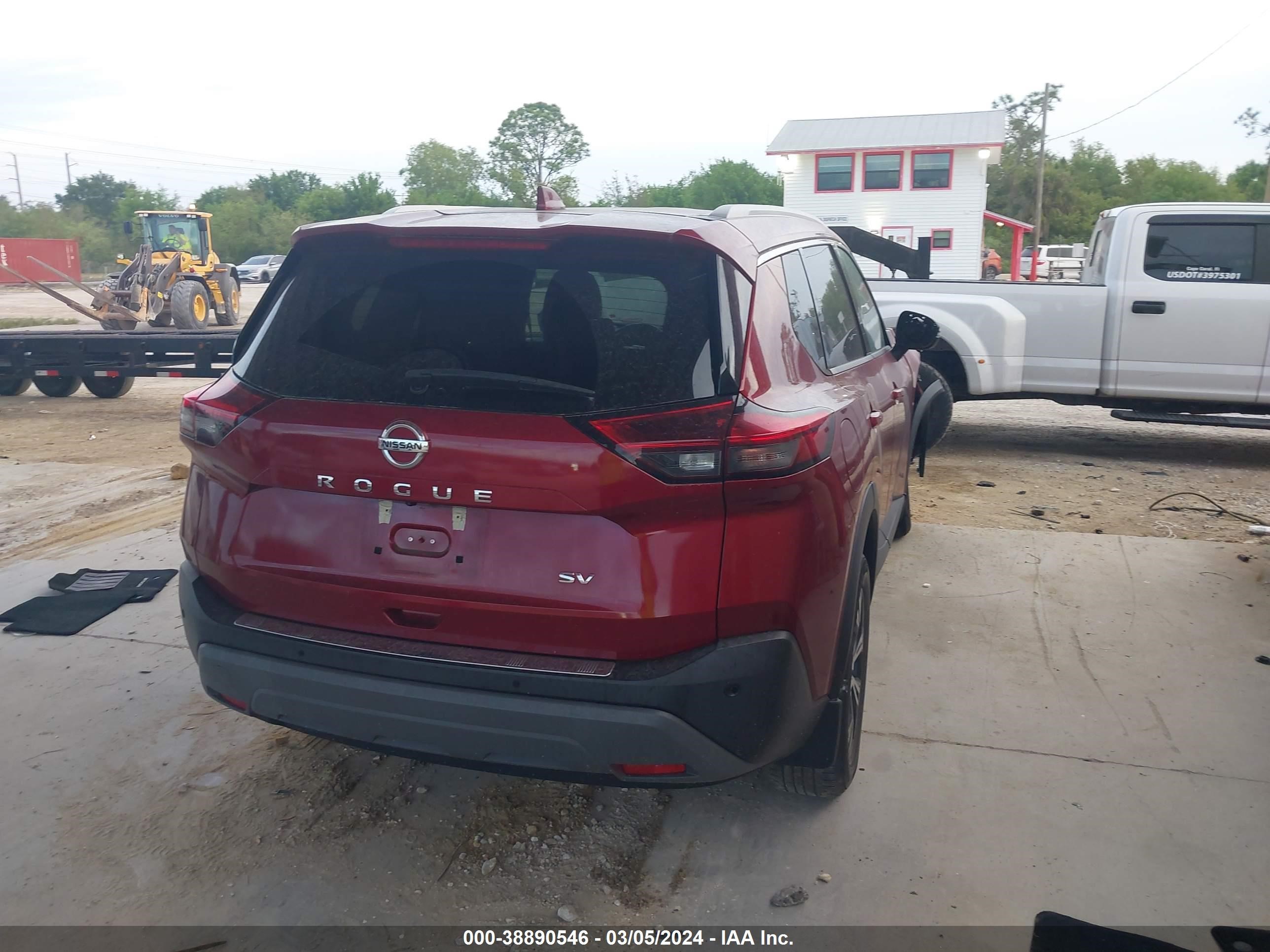 Photo 3 VIN: 5N1AT3BA4MC673554 - NISSAN ROGUE 