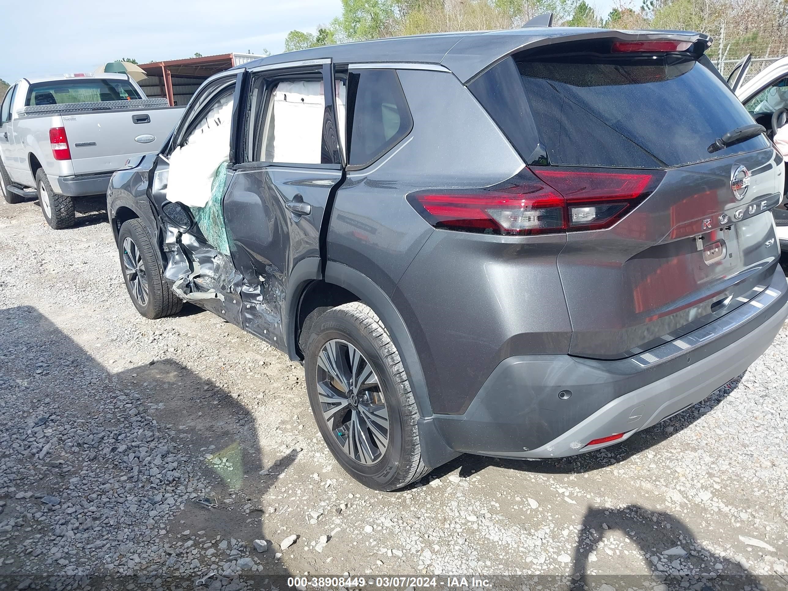 Photo 13 VIN: 5N1AT3BA4MC756093 - NISSAN ROGUE 