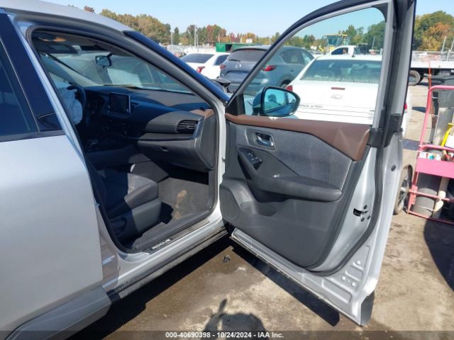 Photo 4 VIN: 5N1AT3BA5MC741361 - NISSAN ROGUE 