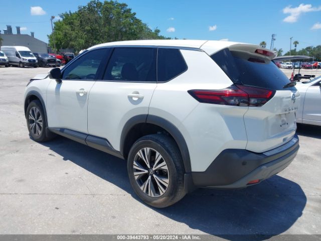 Photo 2 VIN: 5N1AT3BA7MC800698 - NISSAN ROGUE 