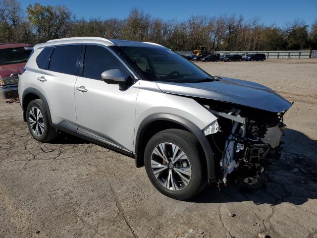 Photo 3 VIN: 5N1AT3BA7MC812091 - NISSAN ROGUE 