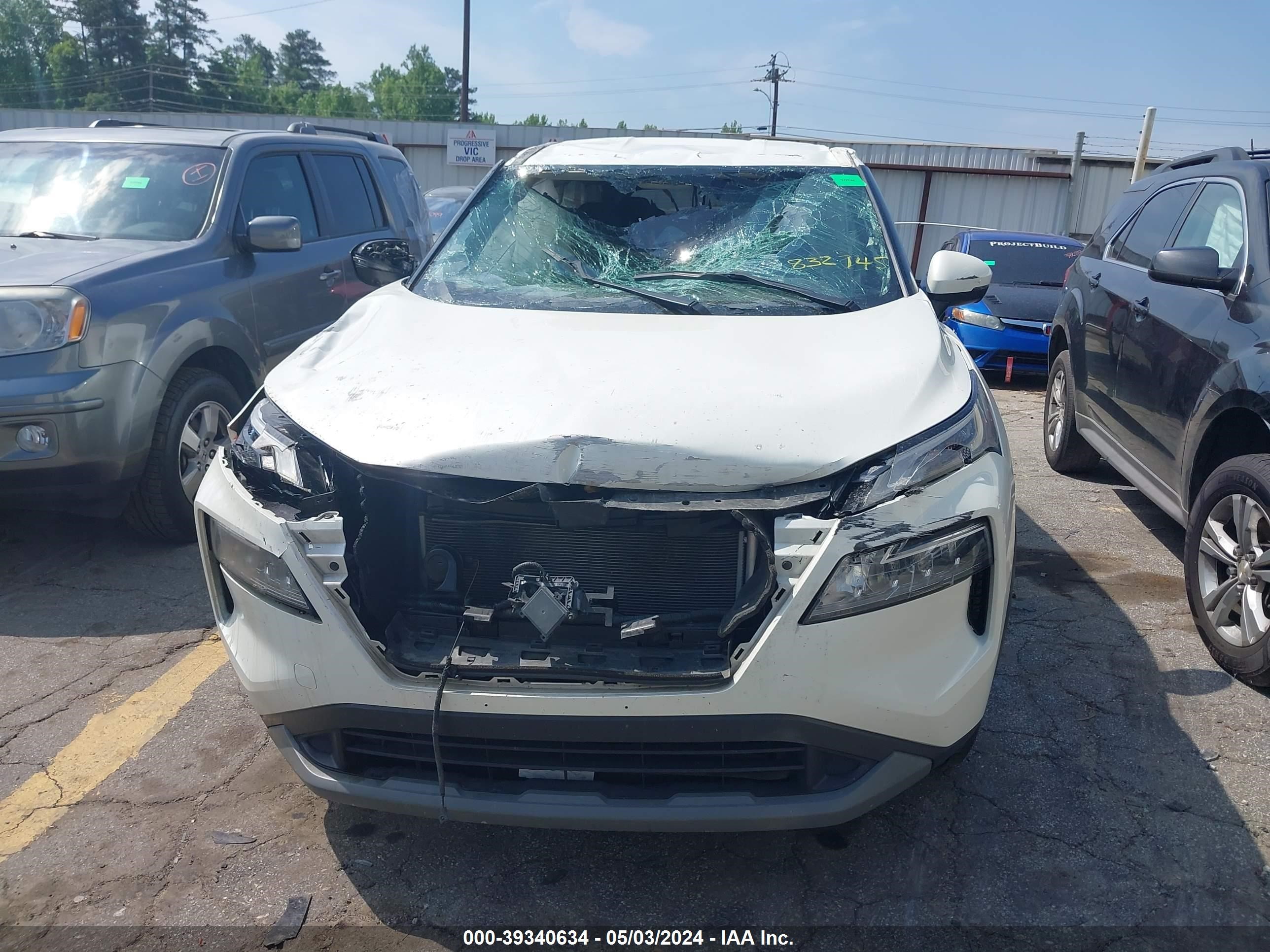 Photo 11 VIN: 5N1AT3BA7MC832745 - NISSAN ROGUE 