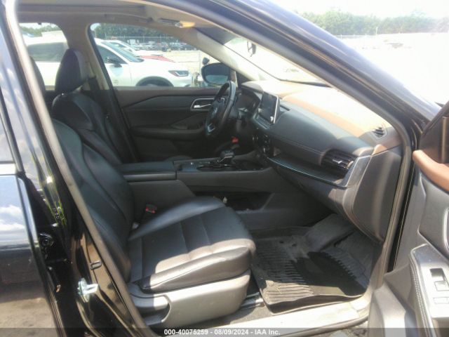 Photo 4 VIN: 5N1AT3BA8MC747445 - NISSAN ROGUE 