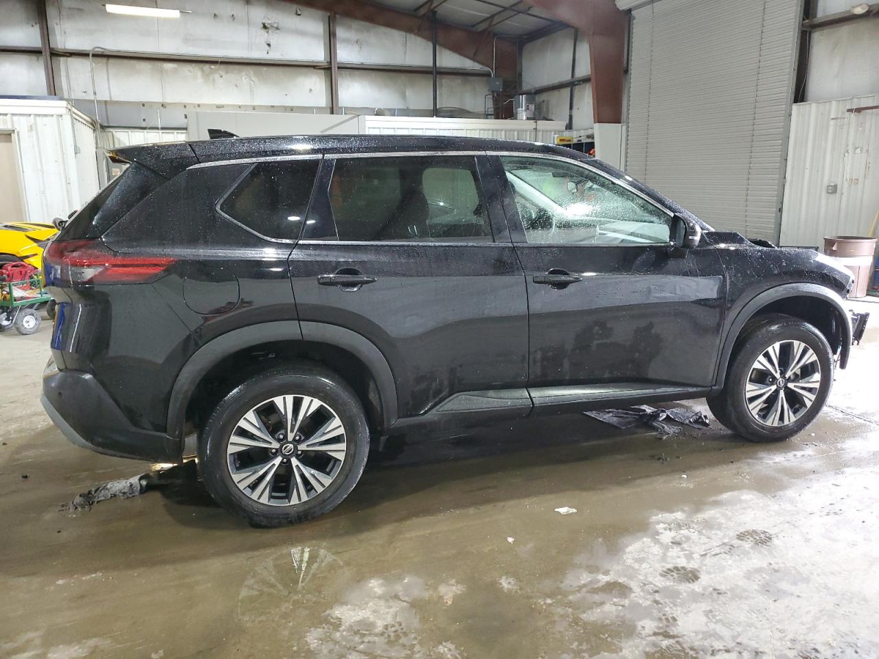 Photo 2 VIN: 5N1AT3BA9MC683738 - NISSAN ROGUE 