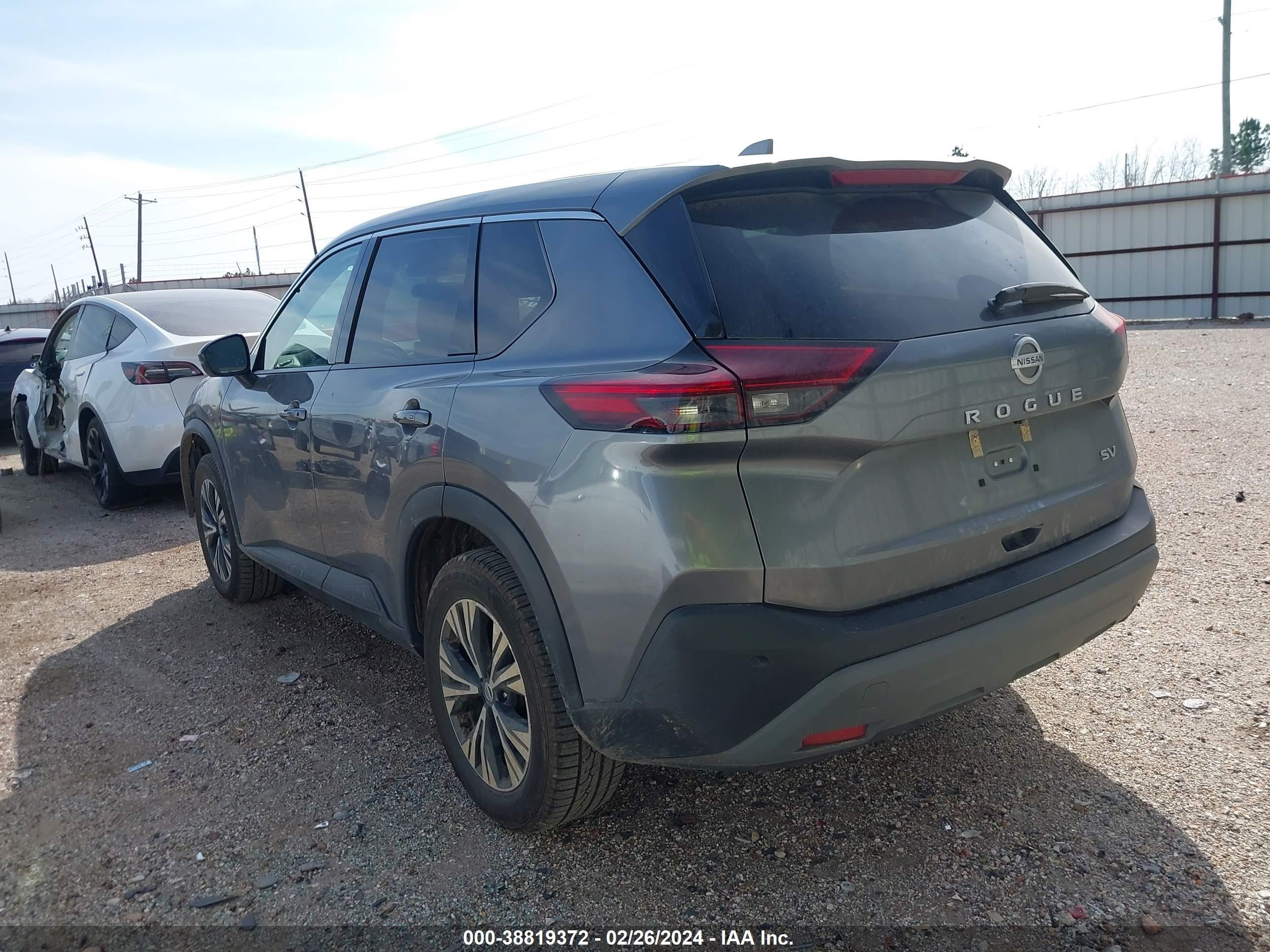 Photo 2 VIN: 5N1AT3BA9MC768112 - NISSAN ROGUE 