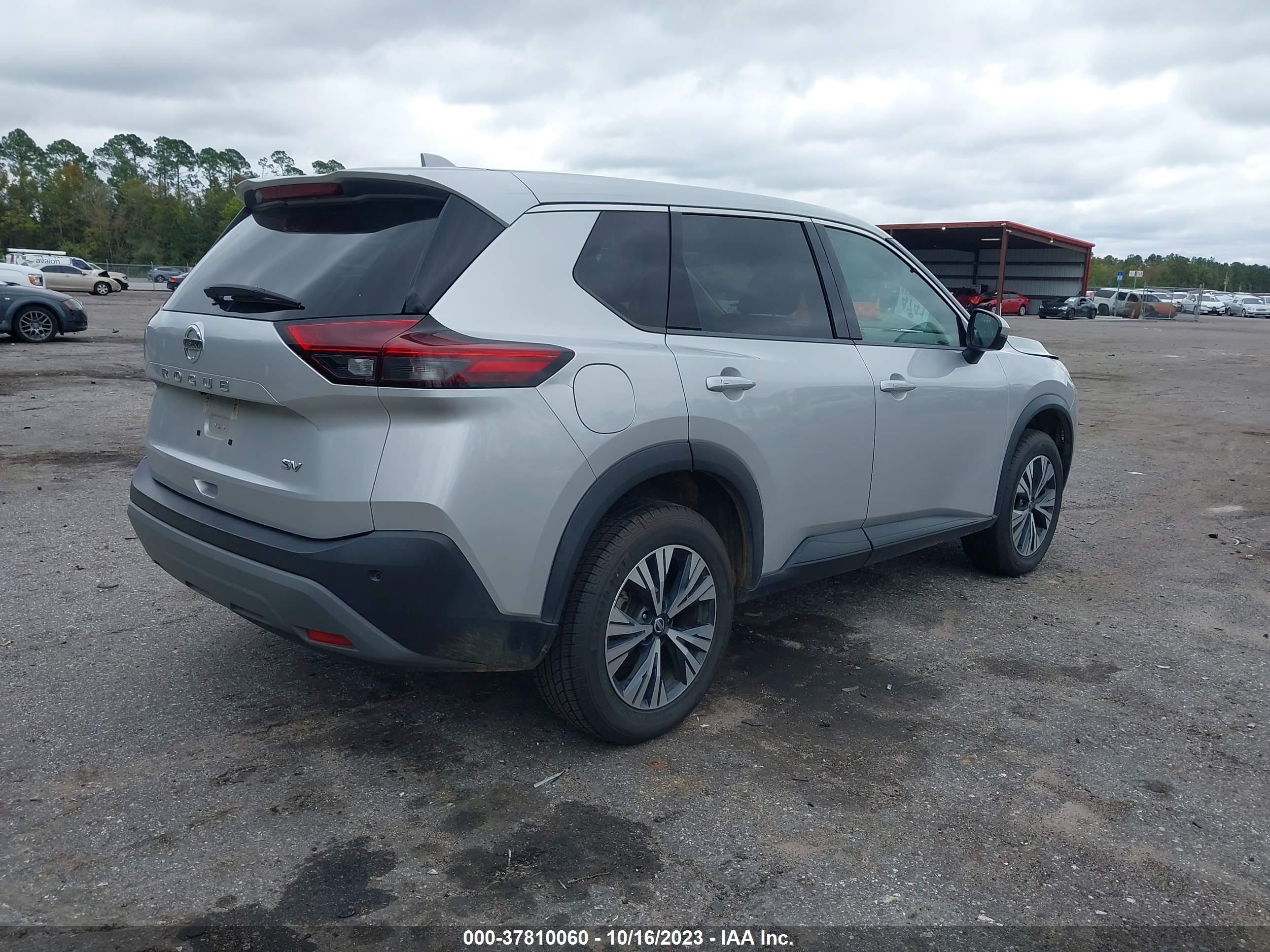 Photo 3 VIN: 5N1AT3BAXMC764957 - NISSAN ROGUE 