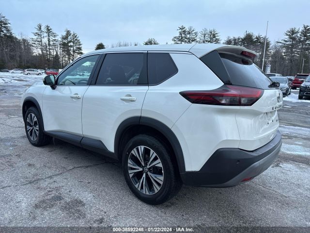 Photo 2 VIN: 5N1AT3BB1MC752060 - NISSAN ROGUE 