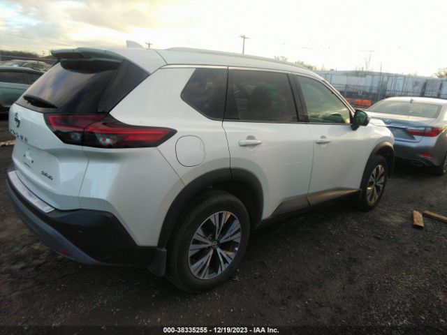 Photo 3 VIN: 5N1AT3BB1MC811804 - NISSAN ROGUE 