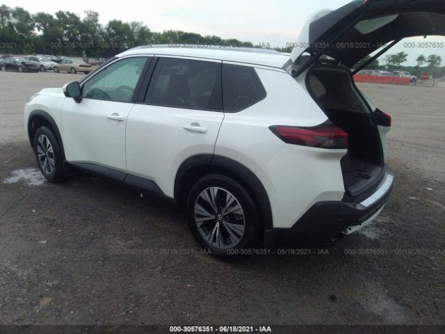 Photo 2 VIN: 5N1AT3BB4MC711972 - NISSAN ROGUE 