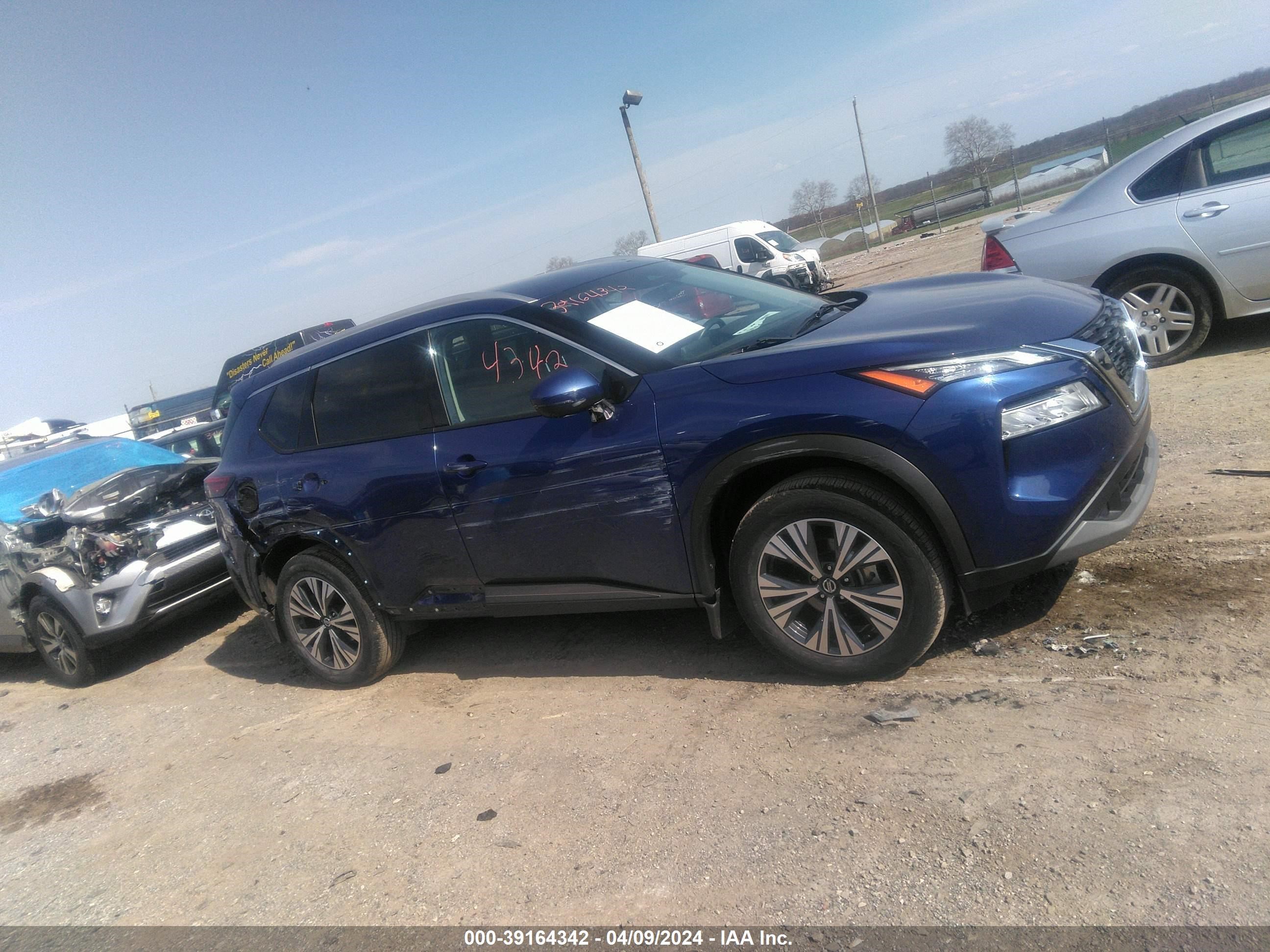 Photo 12 VIN: 5N1AT3BB4MC724835 - NISSAN ROGUE 