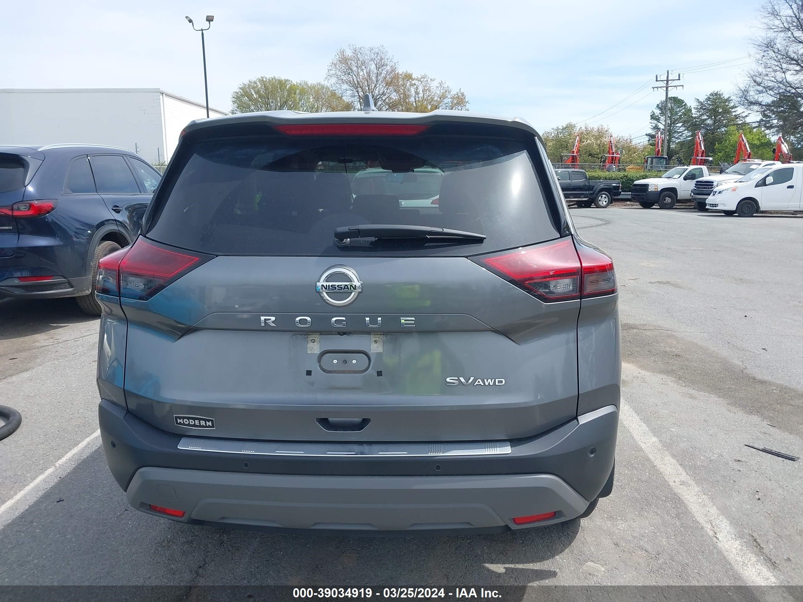 Photo 15 VIN: 5N1AT3BB4MC813322 - NISSAN ROGUE 