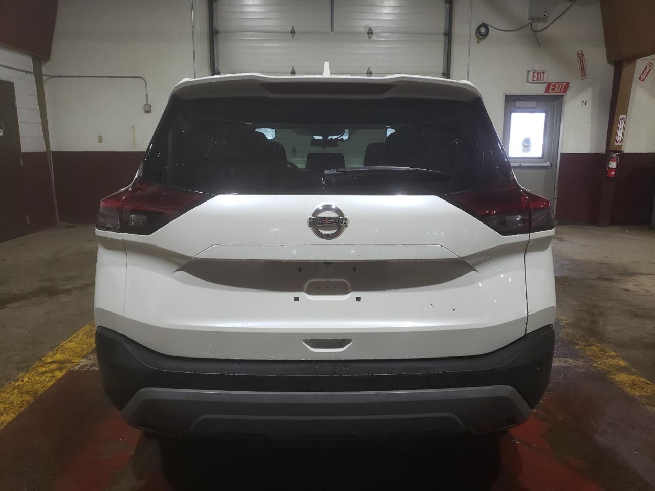 Photo 5 VIN: 5N1AT3BB6MC762440 - NISSAN ROGUE 