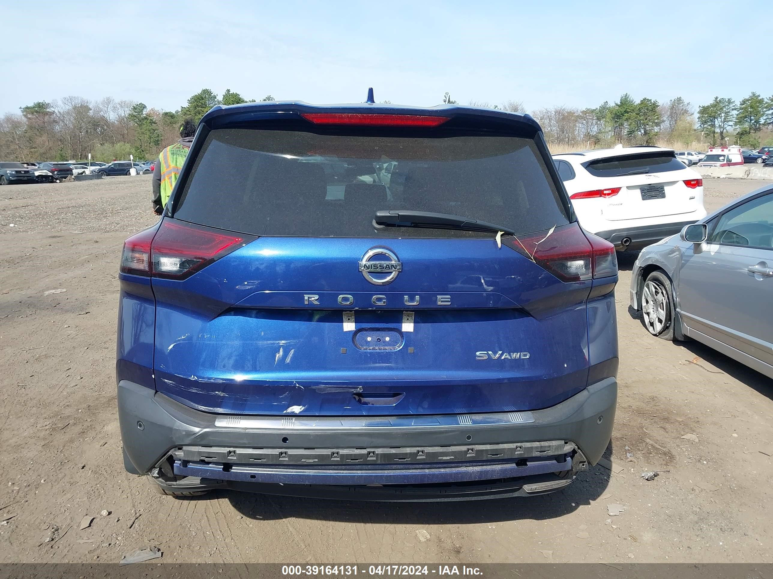 Photo 15 VIN: 5N1AT3BBXMC697981 - NISSAN ROGUE 