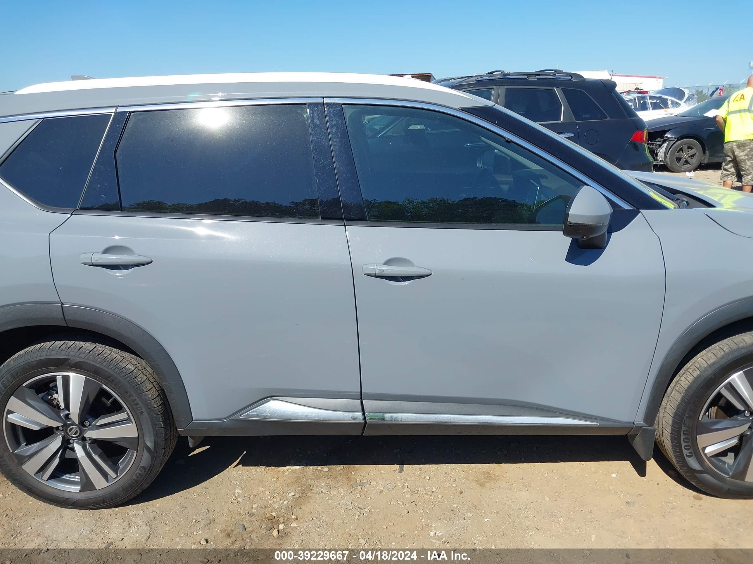 Photo 12 VIN: 5N1AT3CB4MC779171 - NISSAN ROGUE 