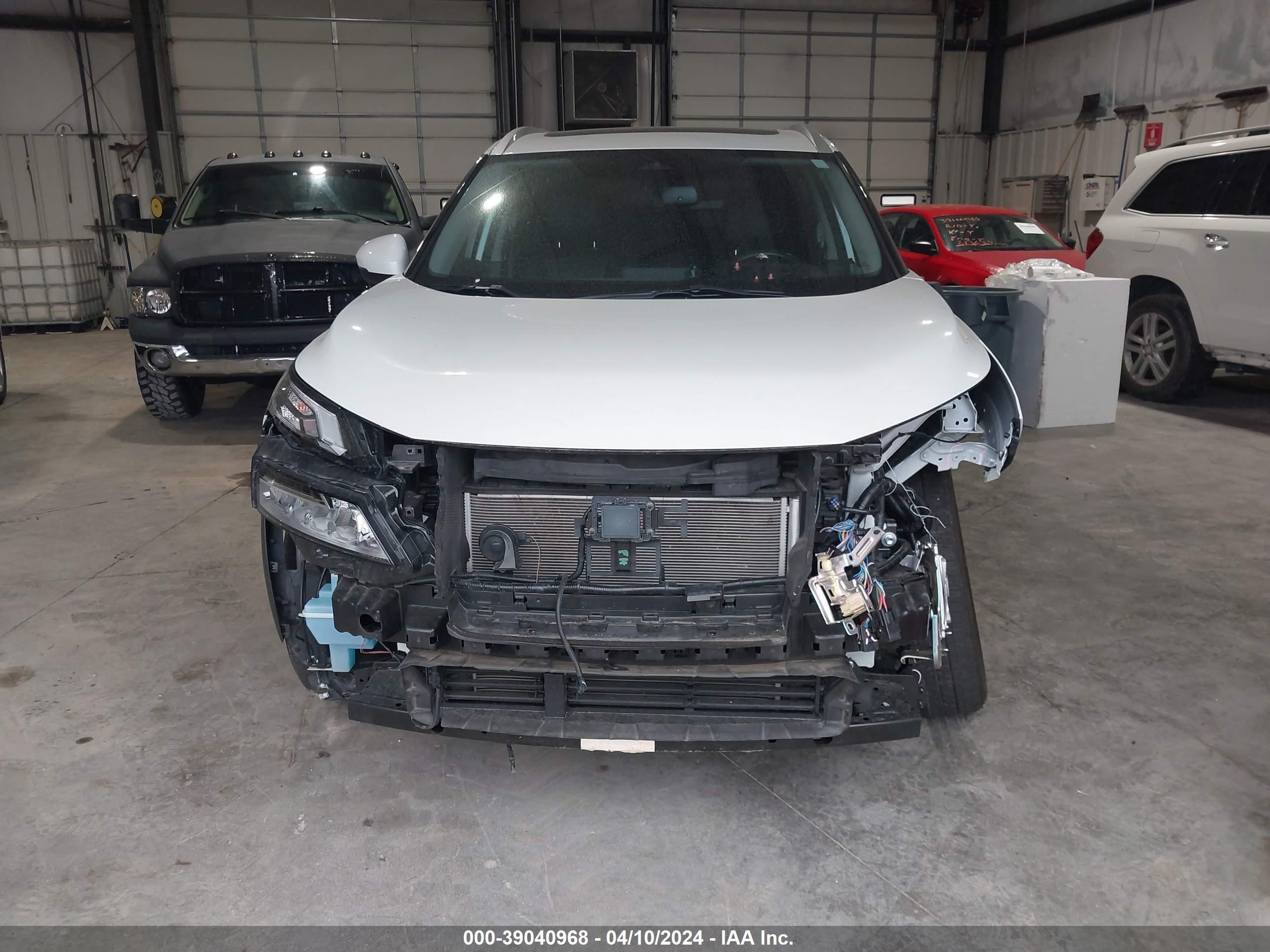 Photo 12 VIN: 5N1AT3CB5MC707945 - NISSAN ROGUE 