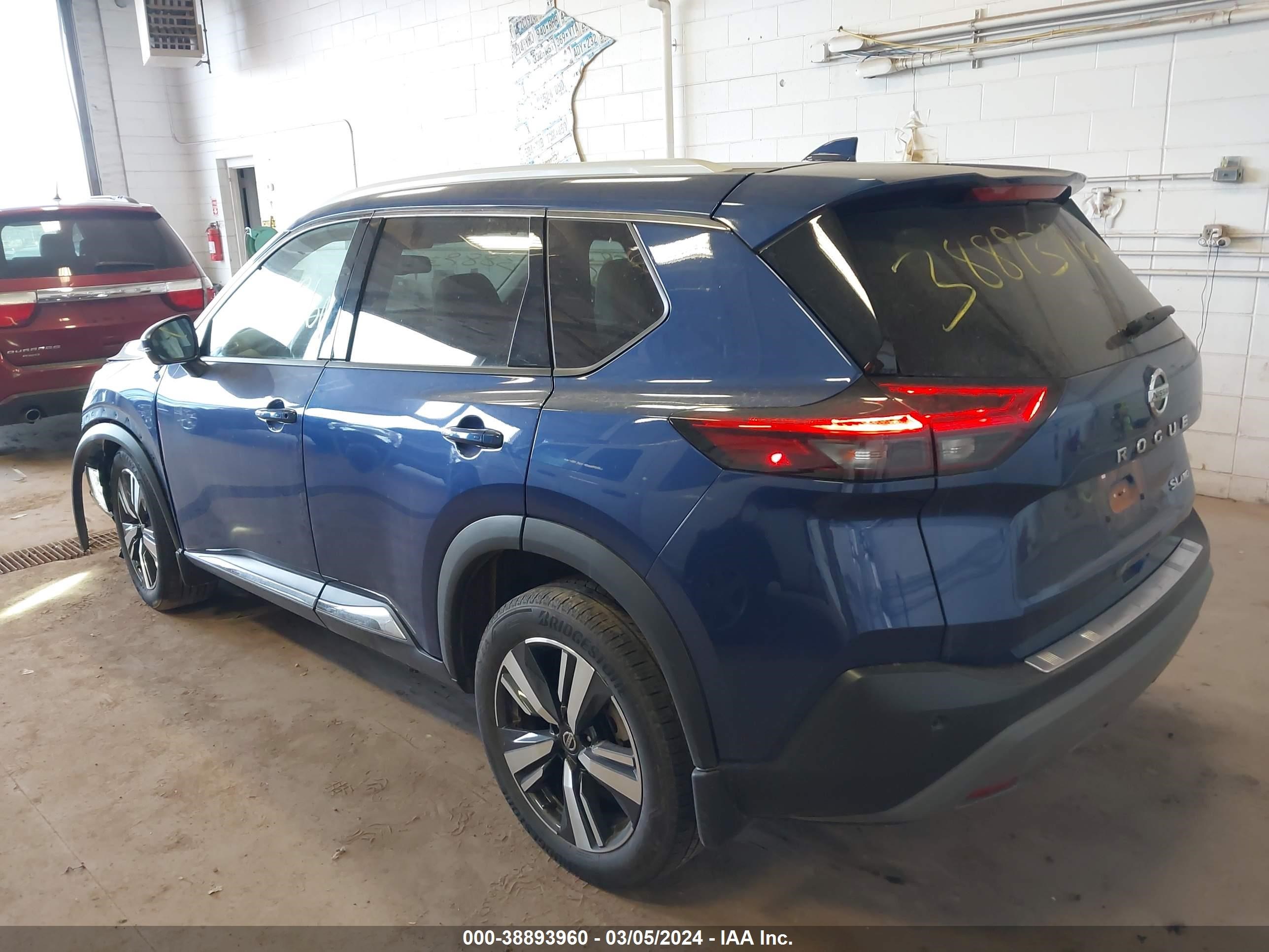 Photo 2 VIN: 5N1AT3CB5MC711610 - NISSAN ROGUE 