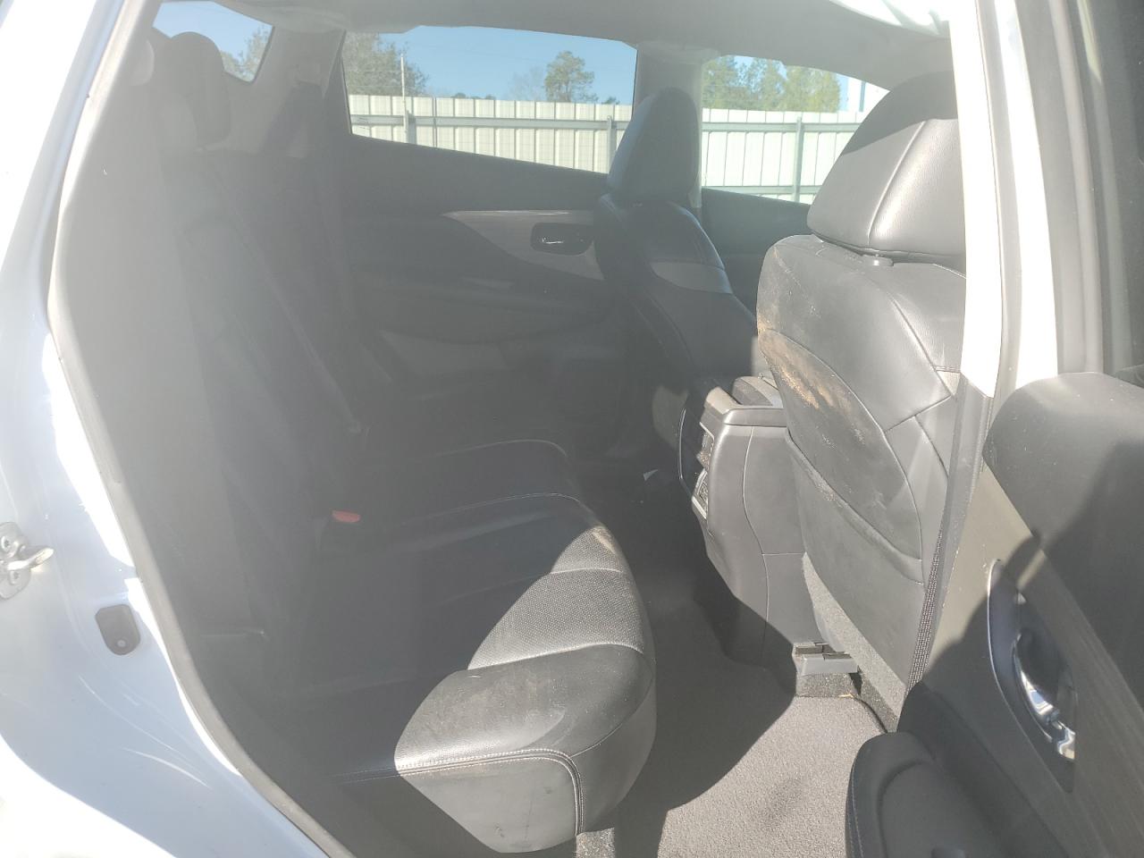 Photo 10 VIN: 5N1AZ2MG4JN130361 - NISSAN MURANO 