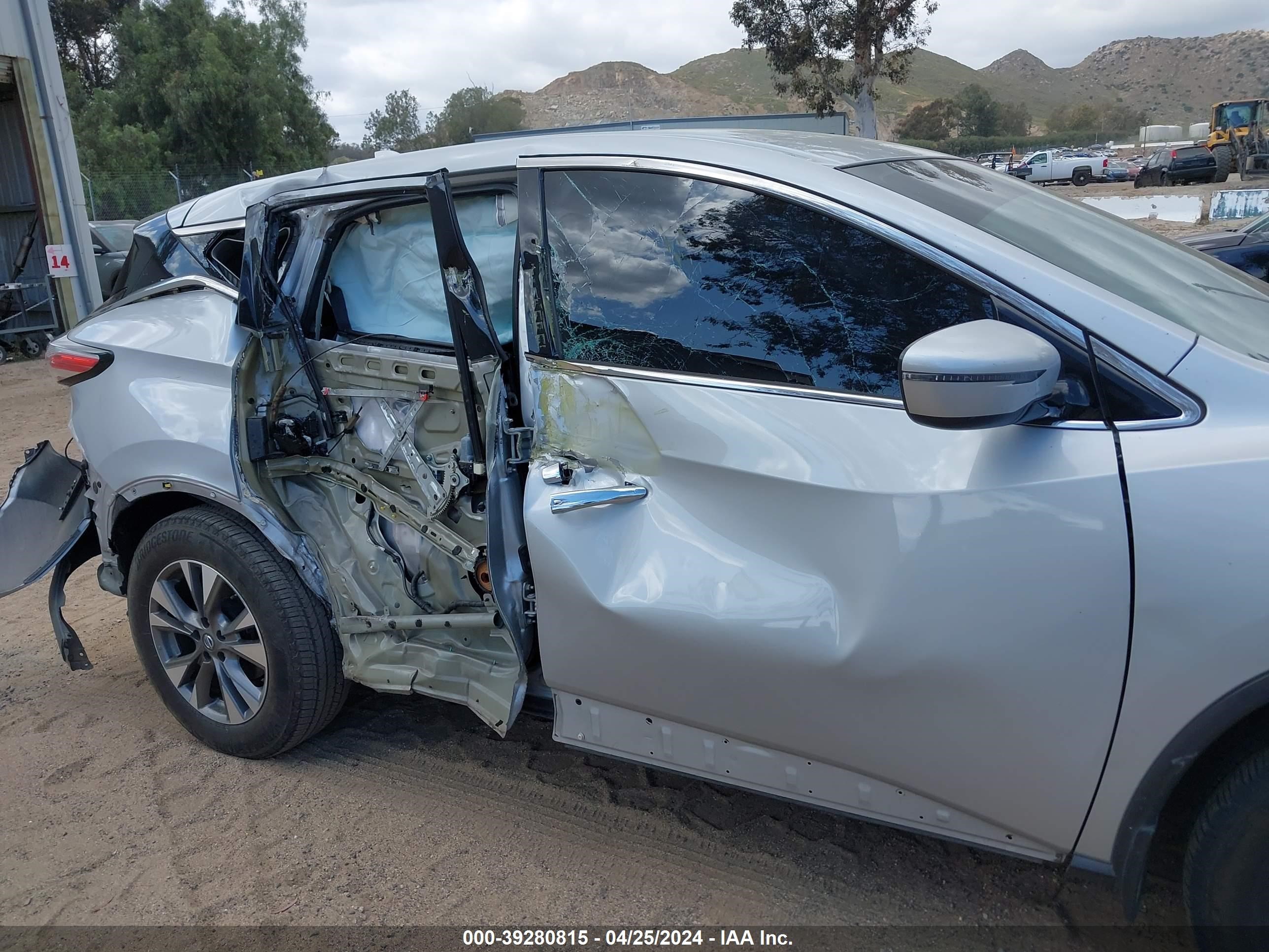 Photo 5 VIN: 5N1AZ2MG6JN148571 - NISSAN MURANO 