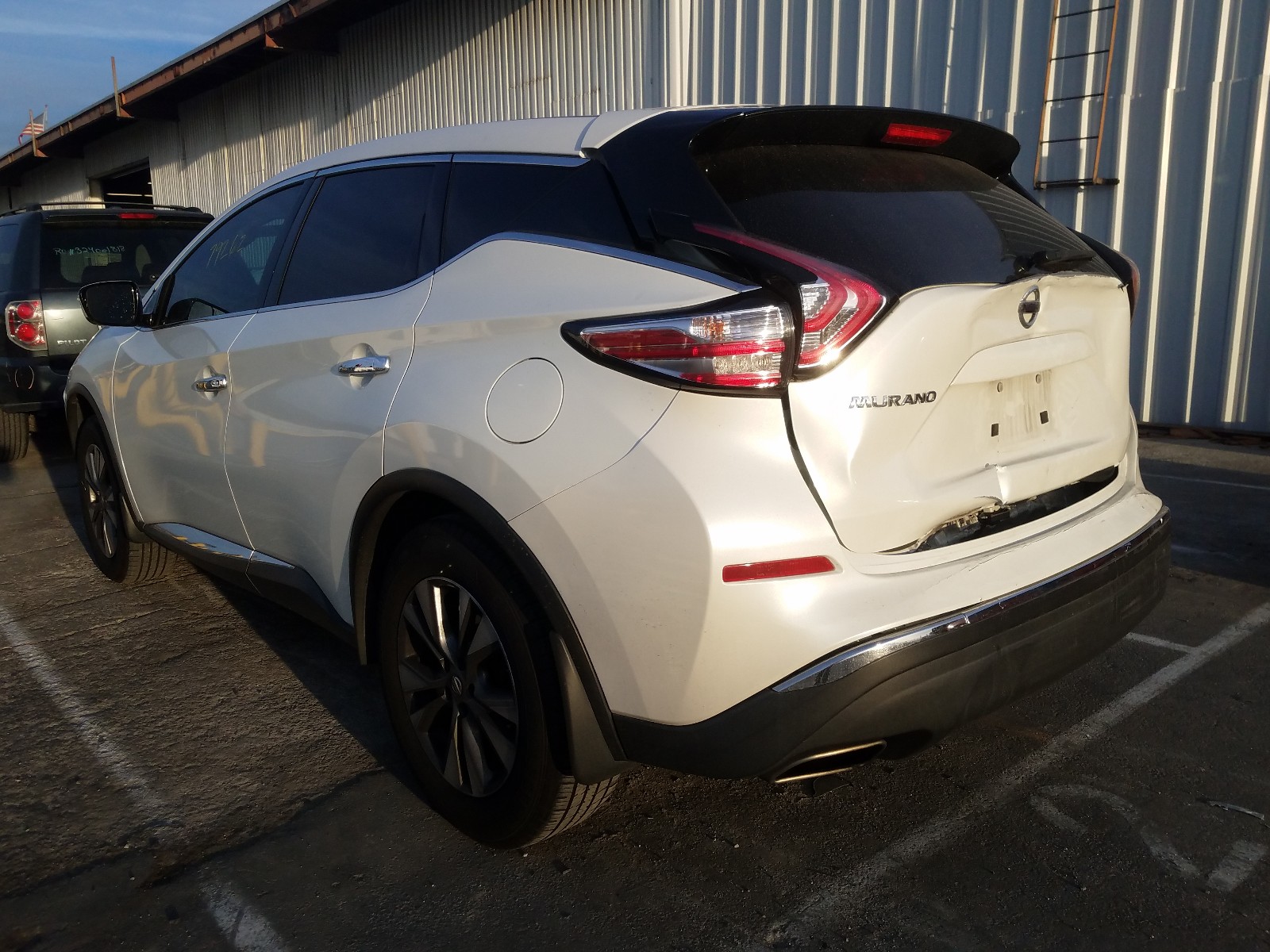 Photo 2 VIN: 5N1AZ2MG7FN250842 - NISSAN MURANO S 