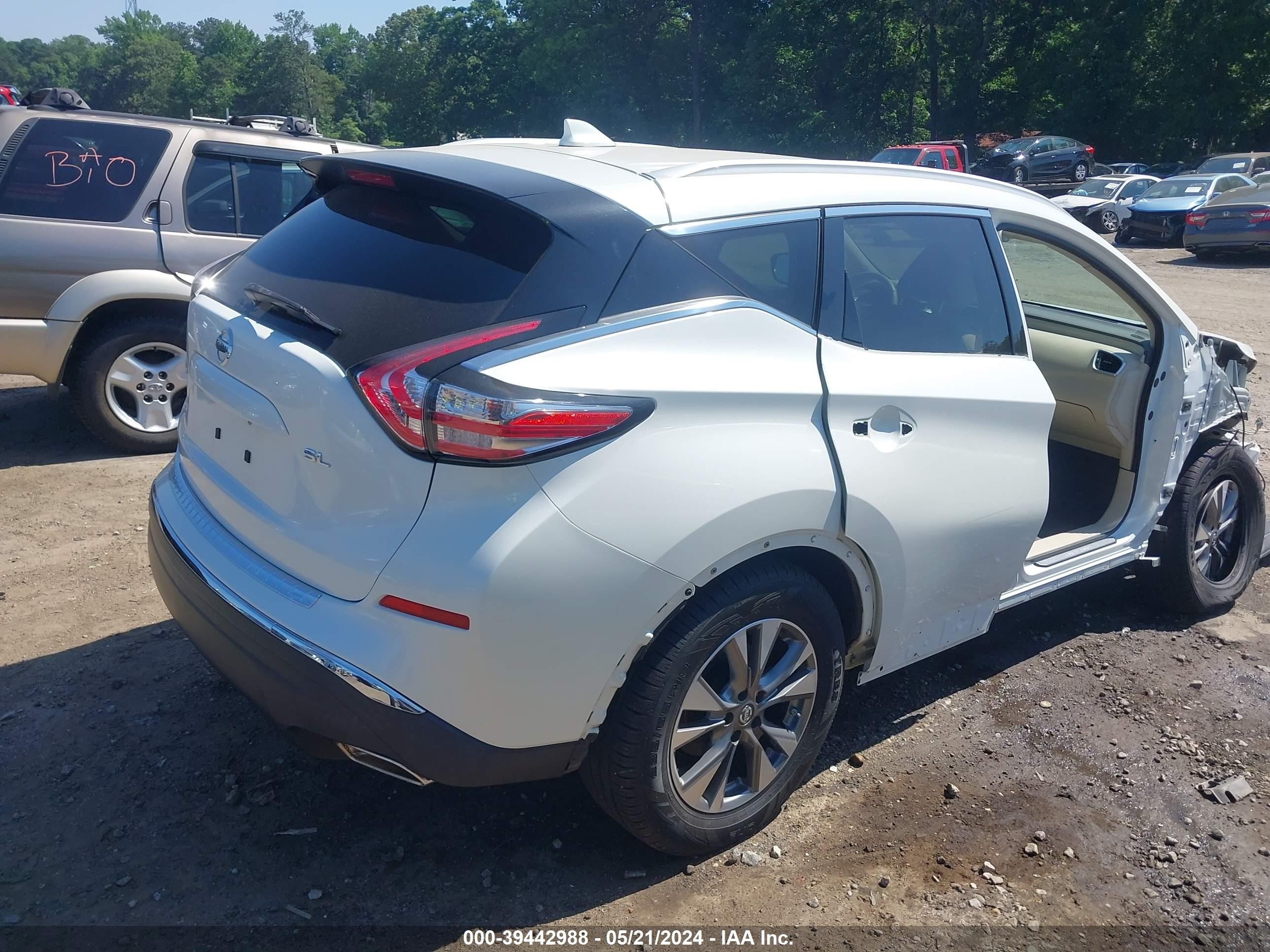 Photo 3 VIN: 5N1AZ2MGXJN123527 - NISSAN MURANO 