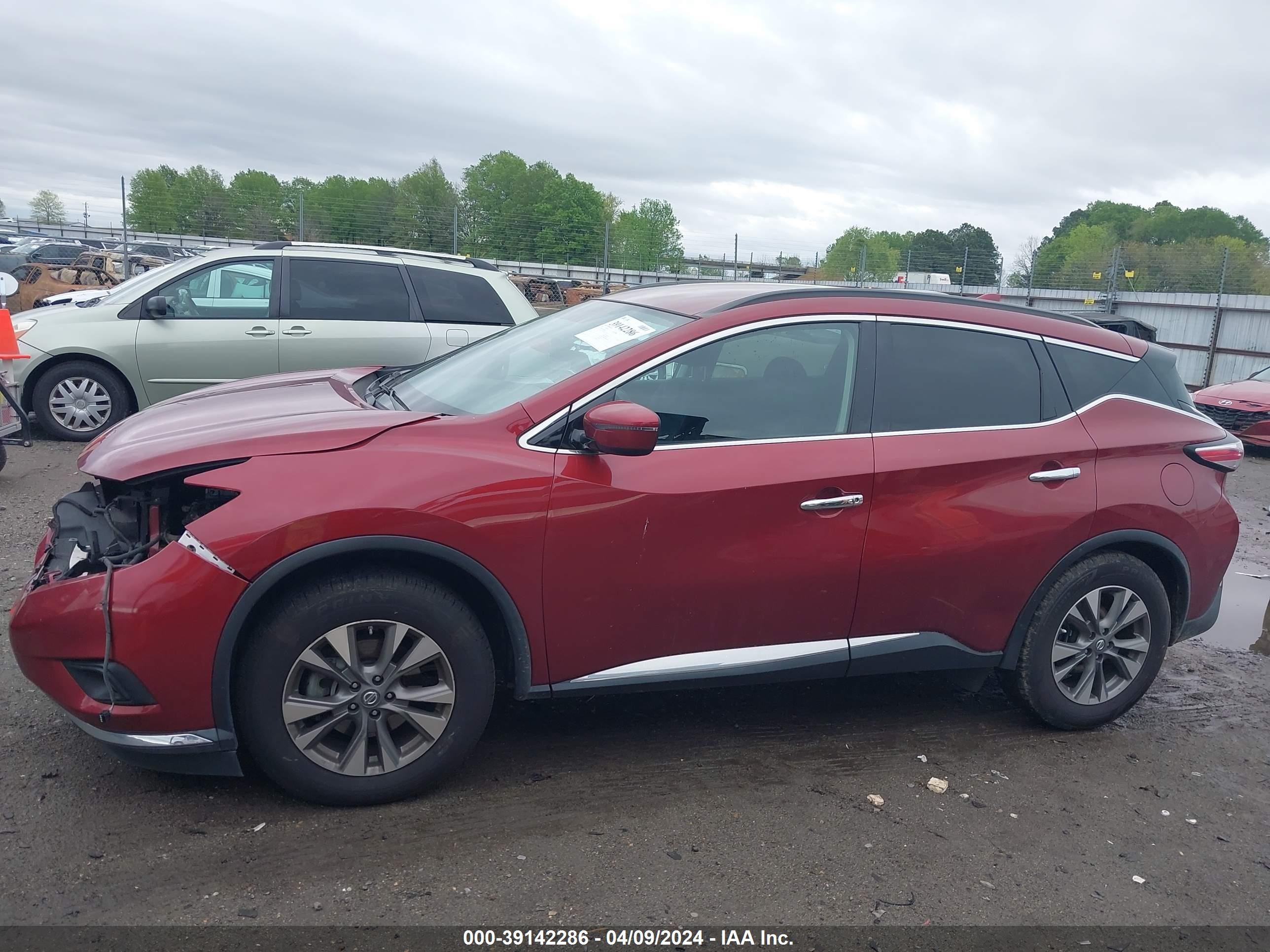 Photo 14 VIN: 5N1AZ2MGXJN141493 - NISSAN MURANO 