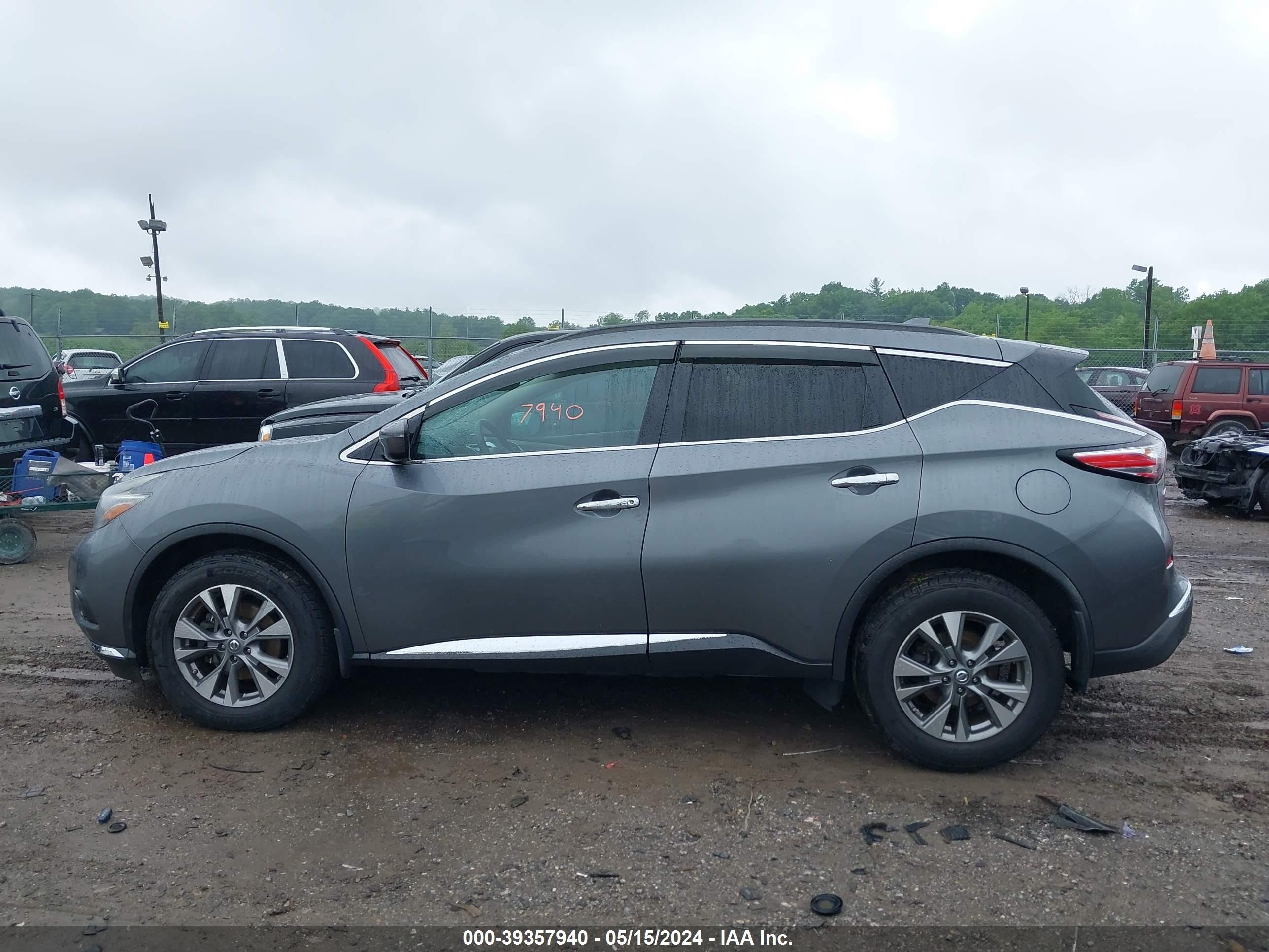 Photo 13 VIN: 5N1AZ2MH0JN130379 - NISSAN MURANO 