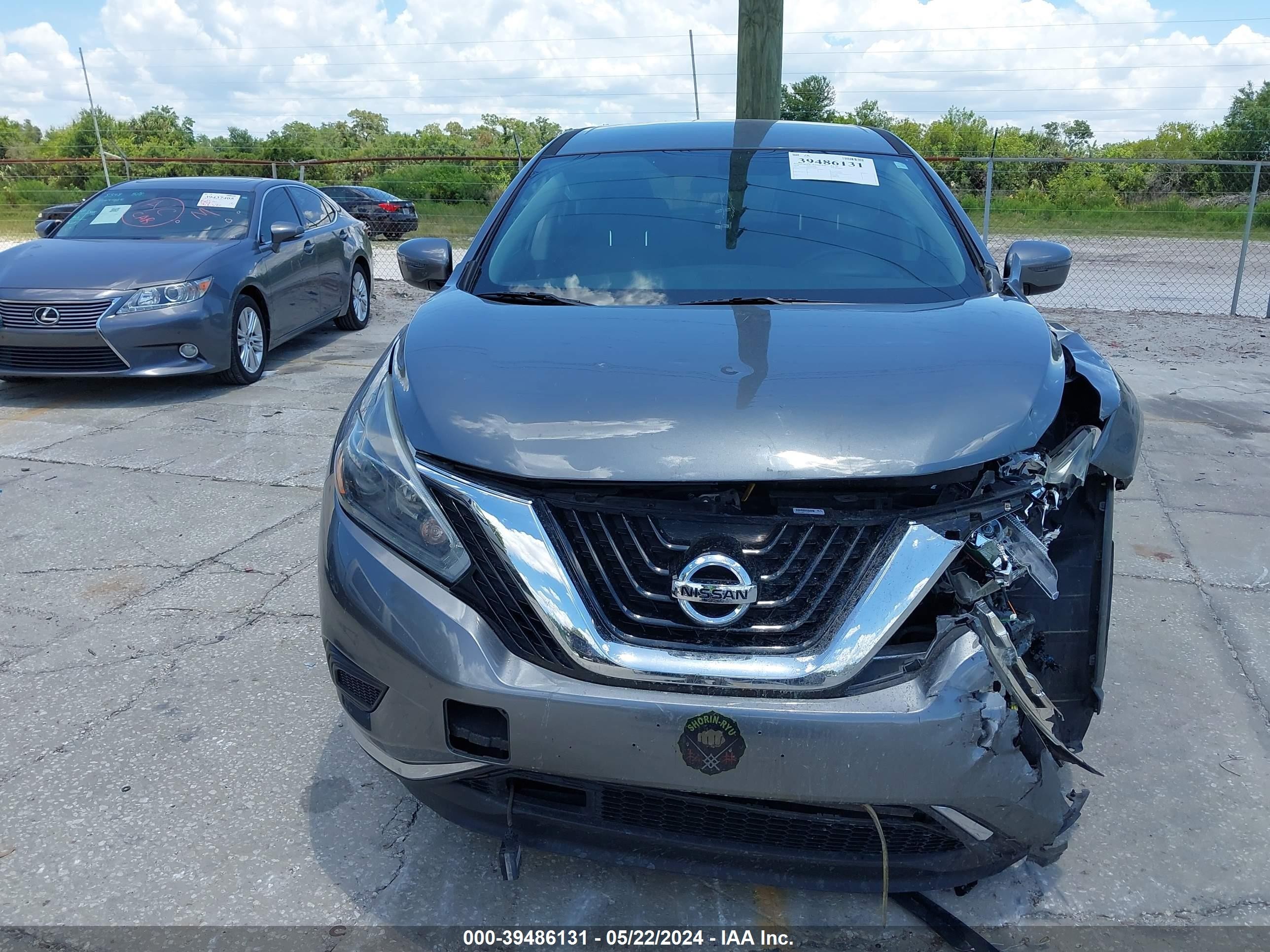 Photo 11 VIN: 5N1AZ2MHXJN165883 - NISSAN MURANO 