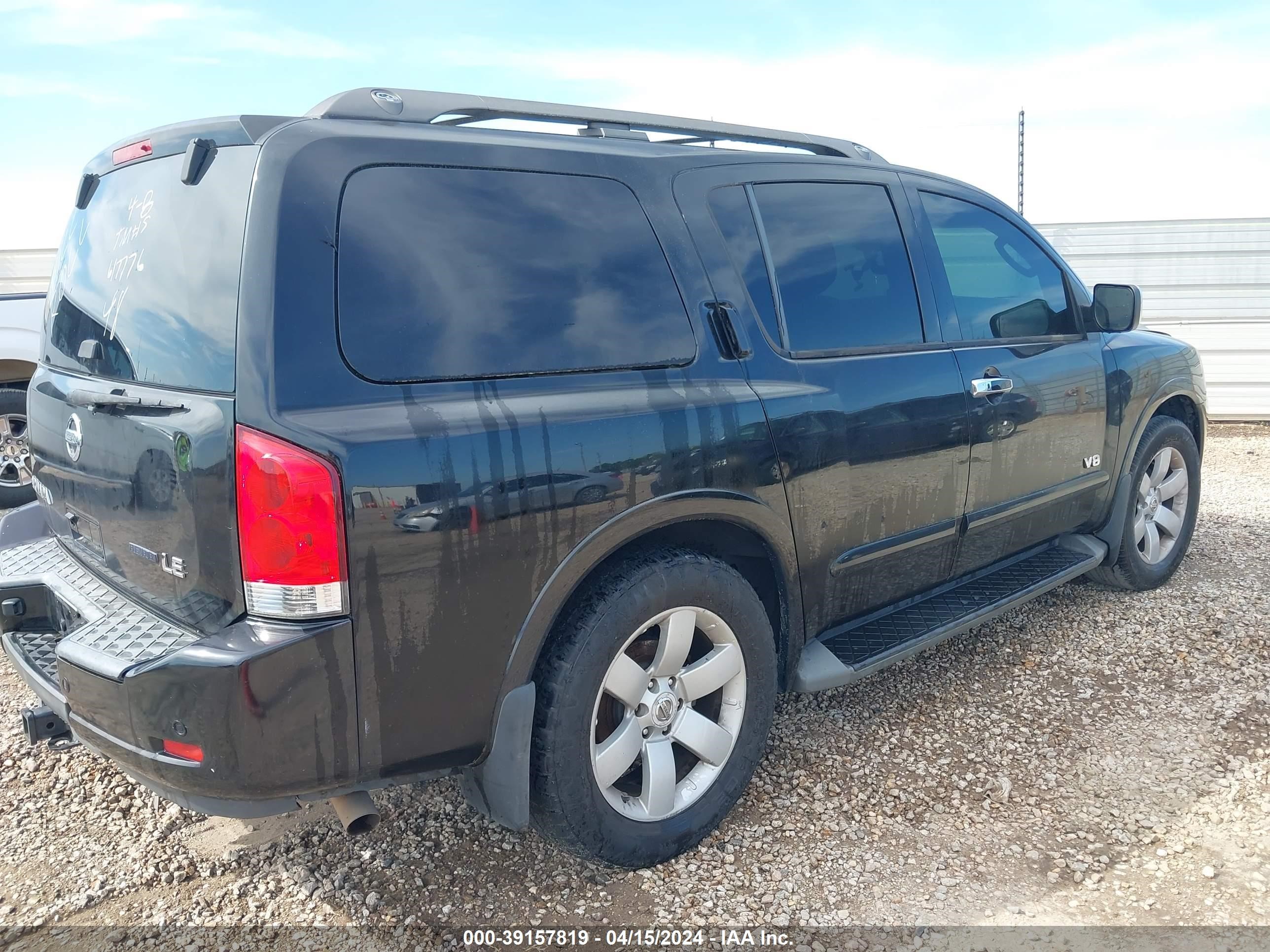 Photo 3 VIN: 5N1BA08D08N617776 - NISSAN ARMADA 