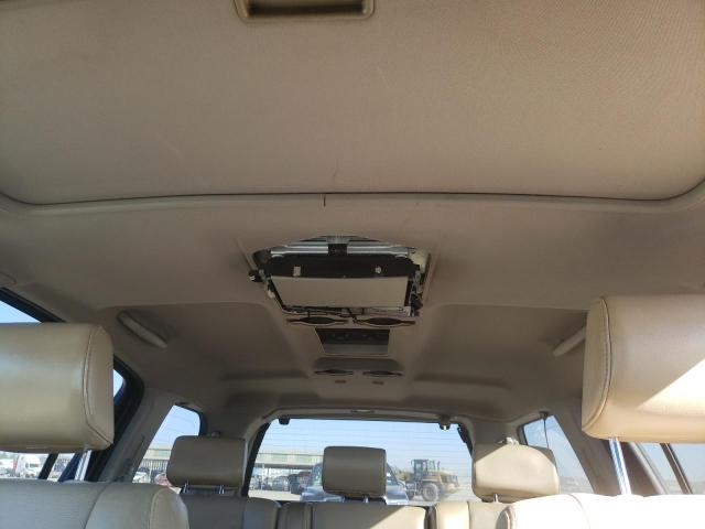 Photo 9 VIN: 5N1BA08D98N632325 - NISSAN ARMADA 