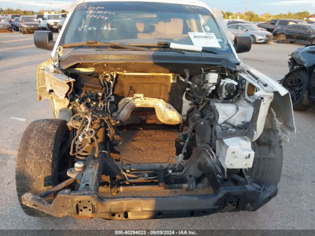 Photo 9 VIN: 5N1BA0ND0FN602048 - NISSAN ARMADA 