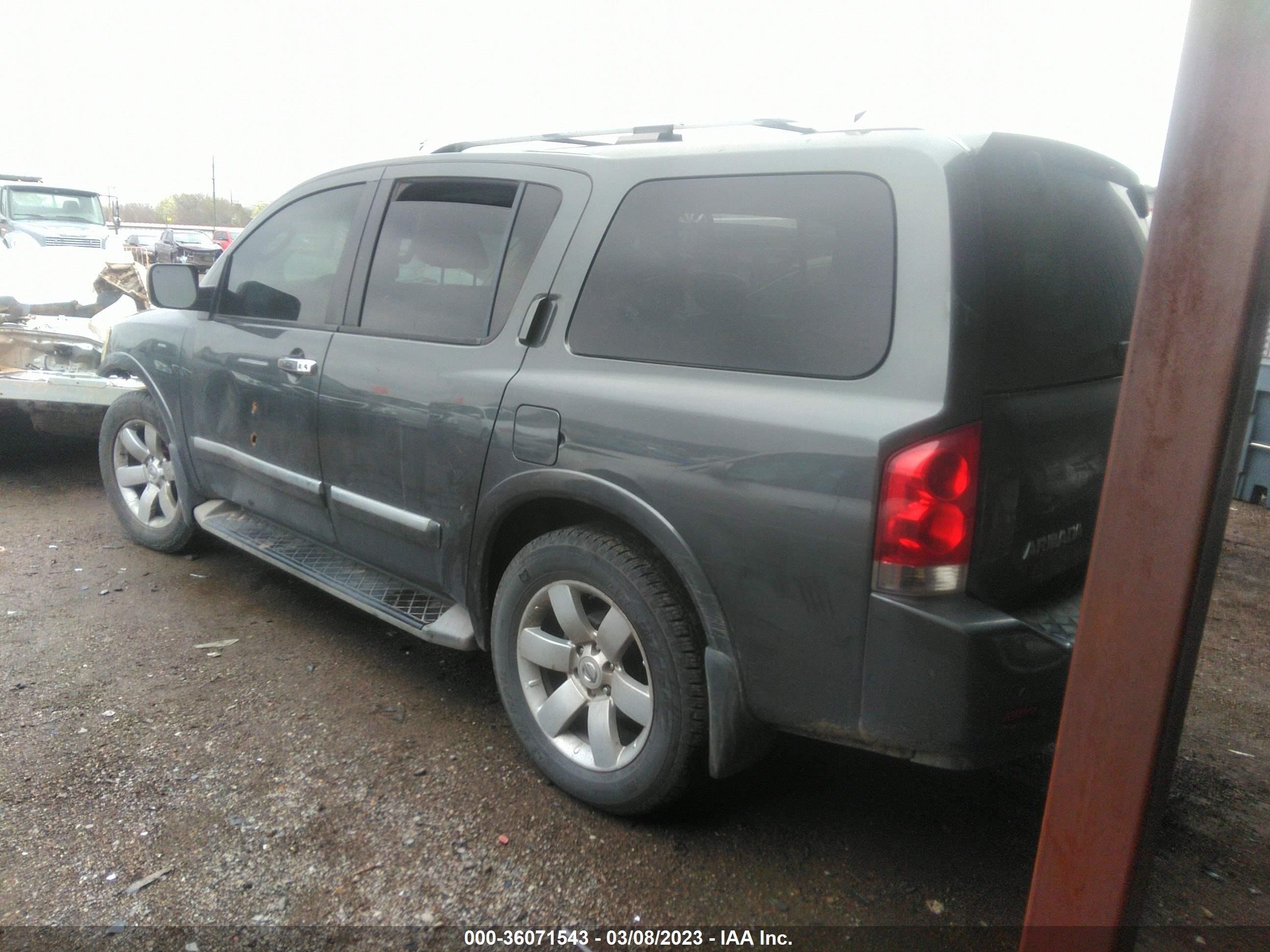 Photo 2 VIN: 5N1BA0ND1AN607347 - NISSAN ARMADA 