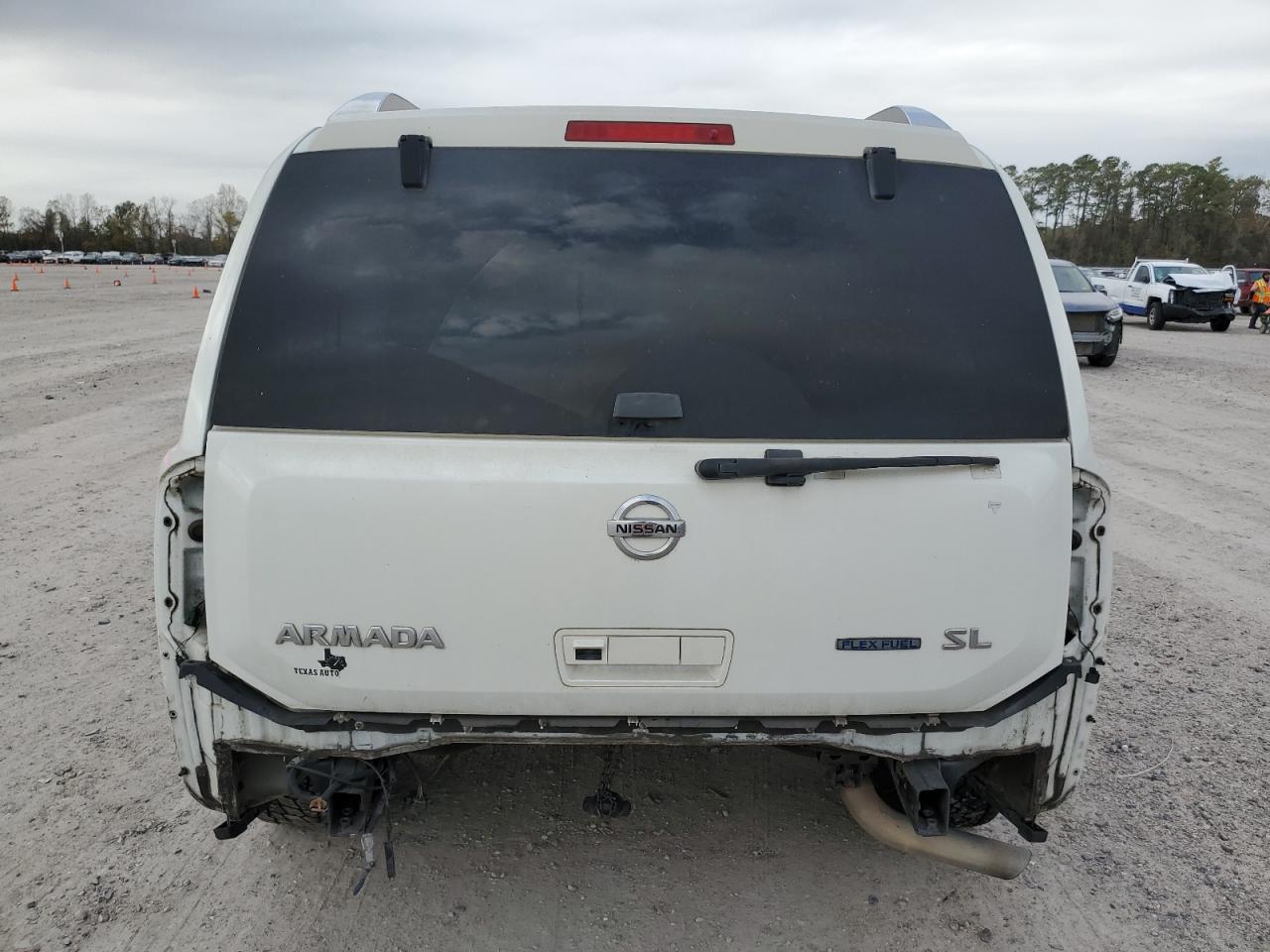 Photo 5 VIN: 5N1BA0ND2EN605161 - NISSAN ARMADA 