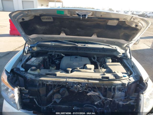 Photo 9 VIN: 5N1BA0ND3AN618494 - NISSAN ARMADA 