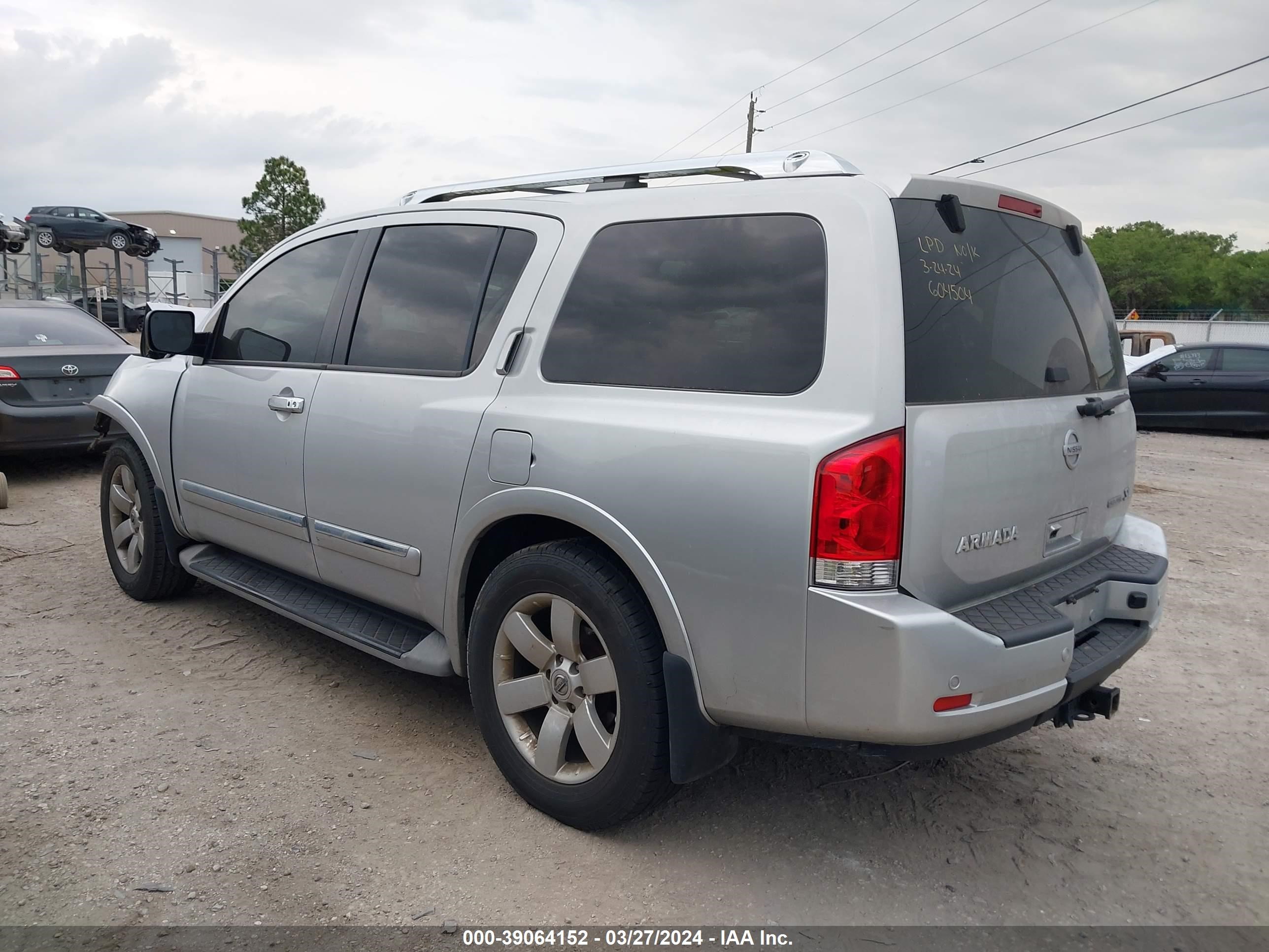 Photo 2 VIN: 5N1BA0ND3DN604504 - NISSAN ARMADA 