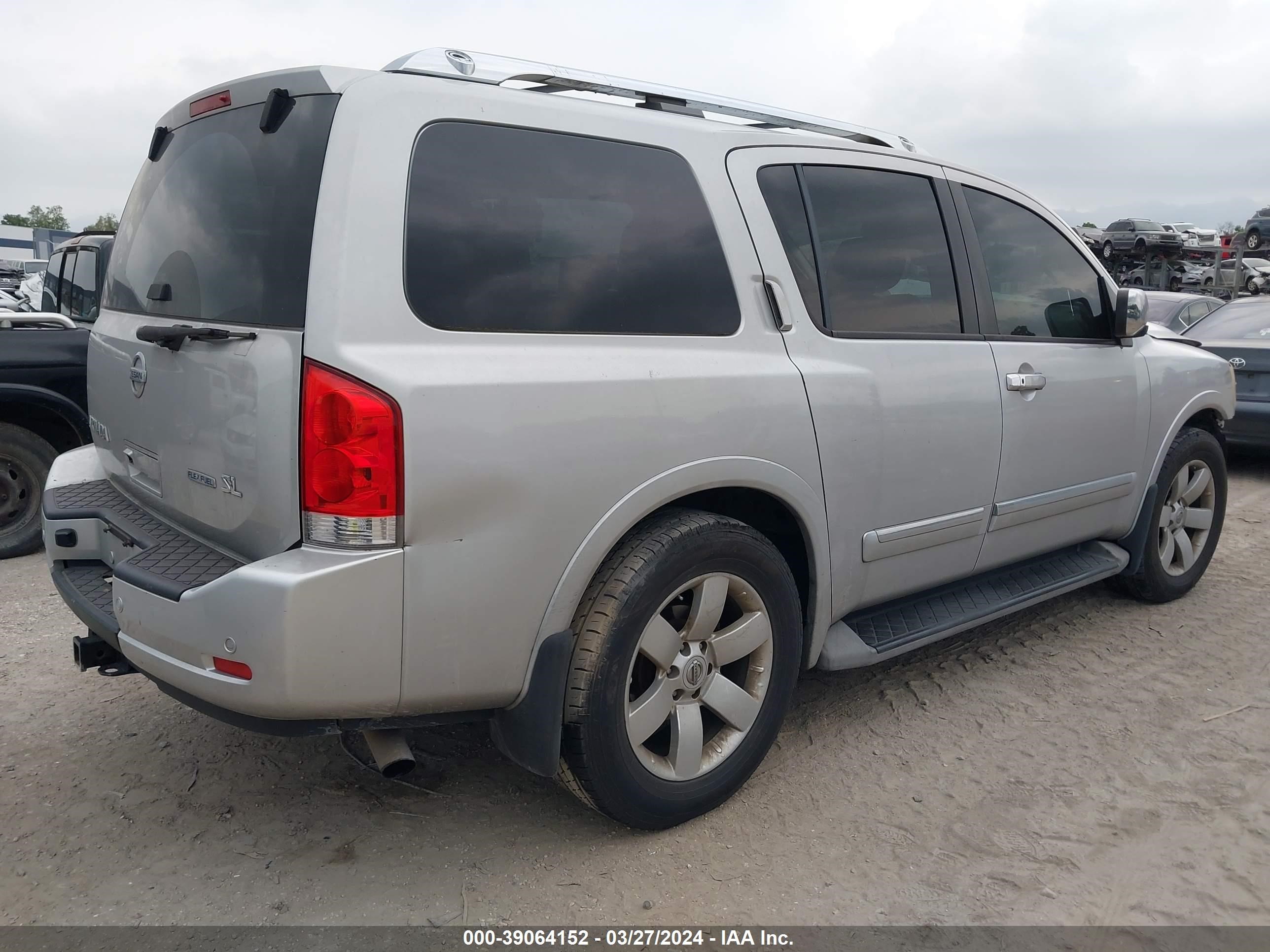 Photo 3 VIN: 5N1BA0ND3DN604504 - NISSAN ARMADA 