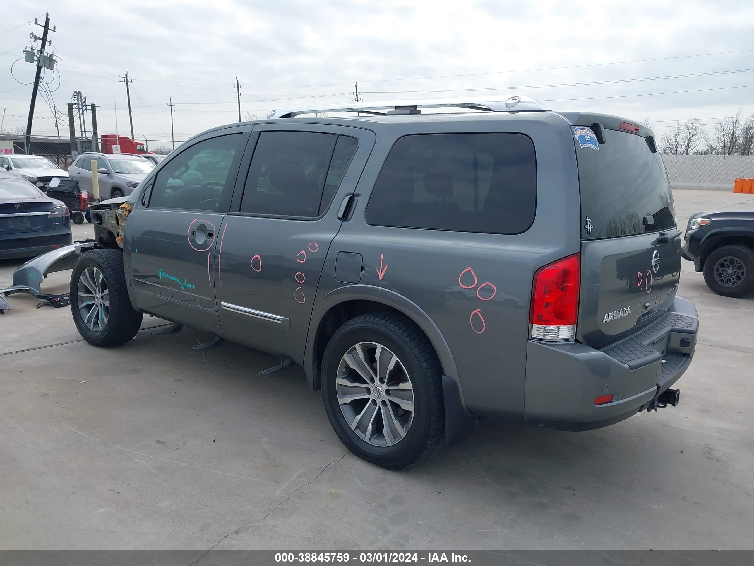 Photo 2 VIN: 5N1BA0ND3FN608135 - NISSAN ARMADA 