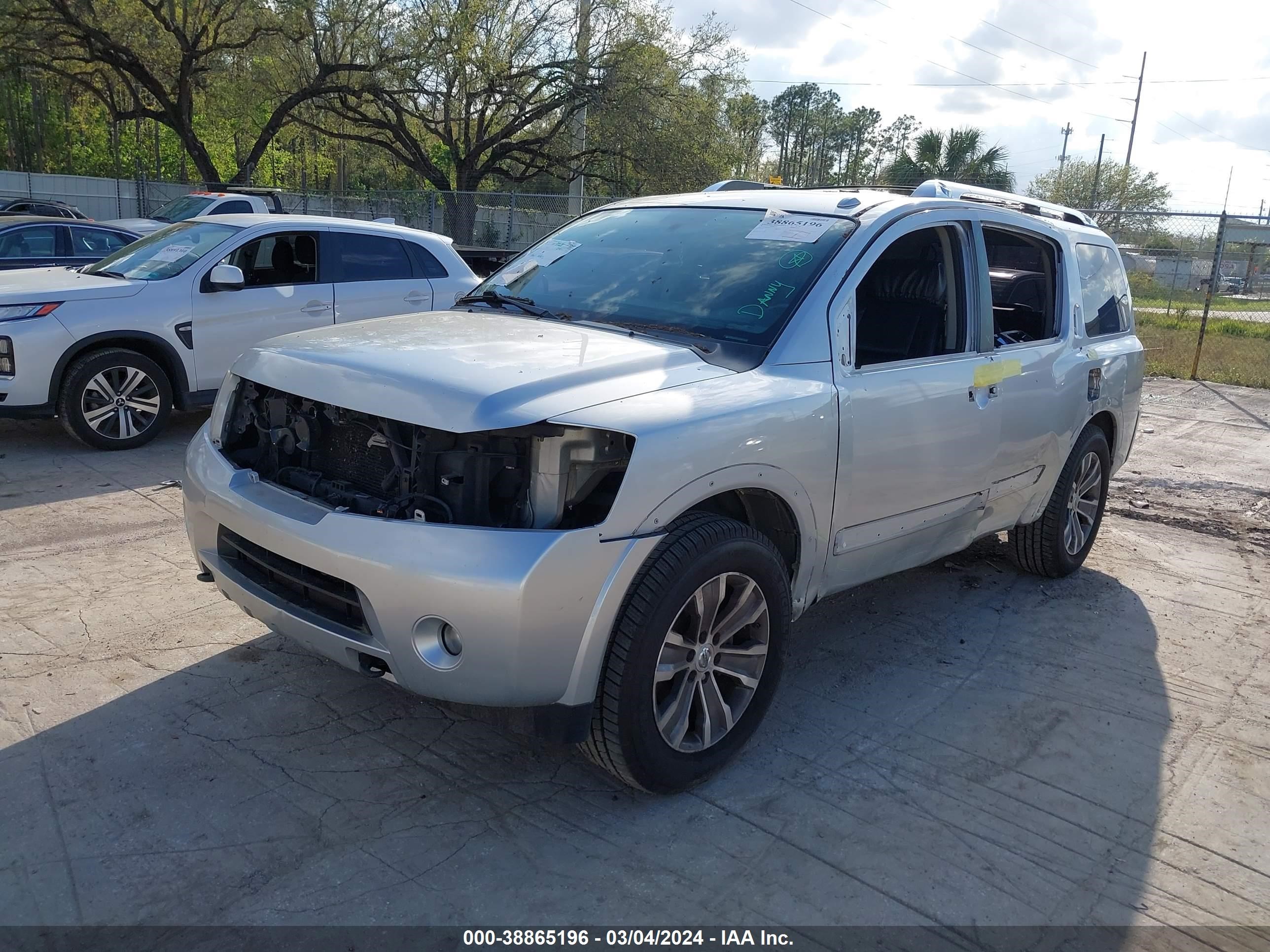 Photo 1 VIN: 5N1BA0ND3FN619362 - NISSAN ARMADA 