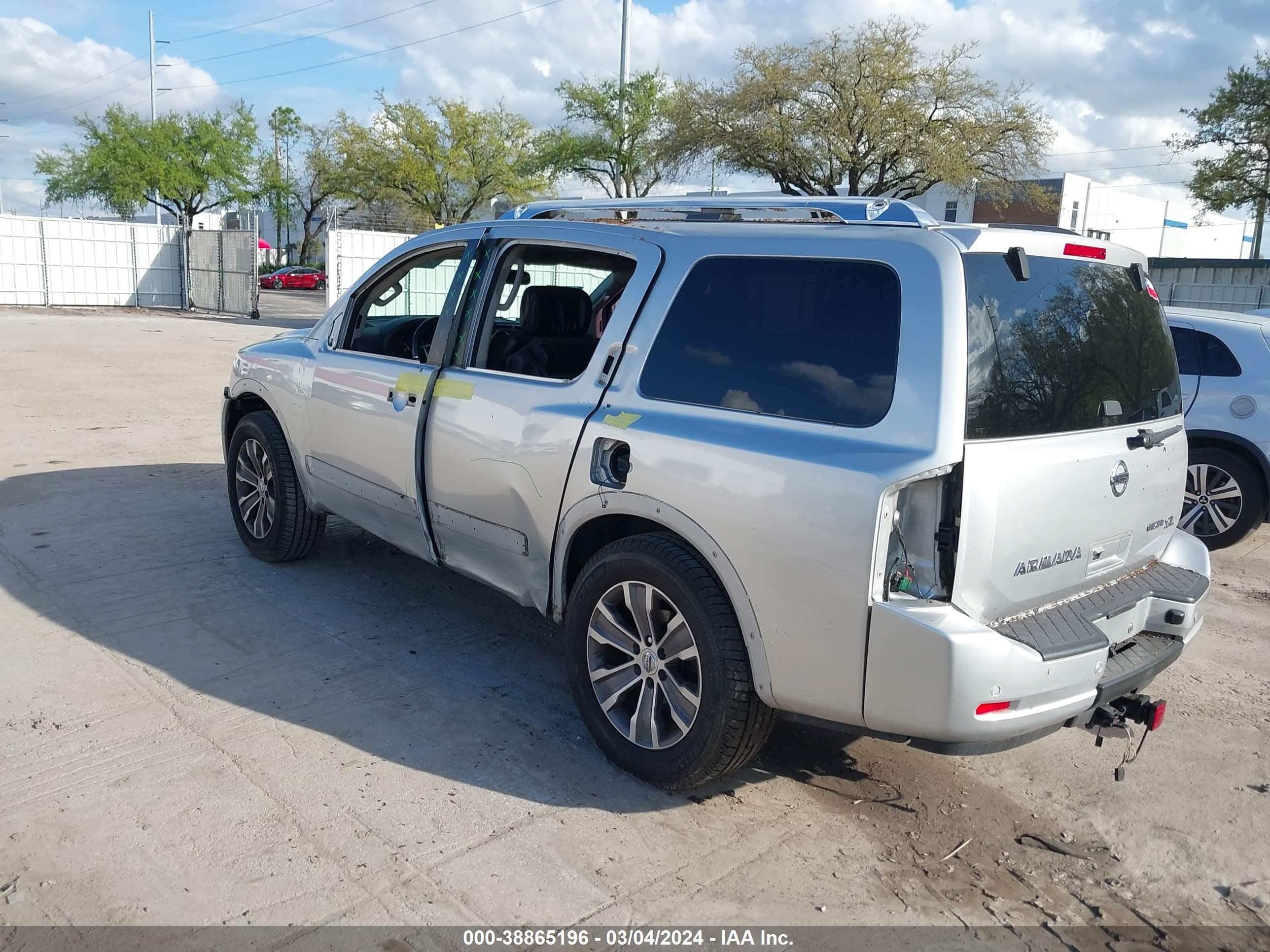 Photo 2 VIN: 5N1BA0ND3FN619362 - NISSAN ARMADA 