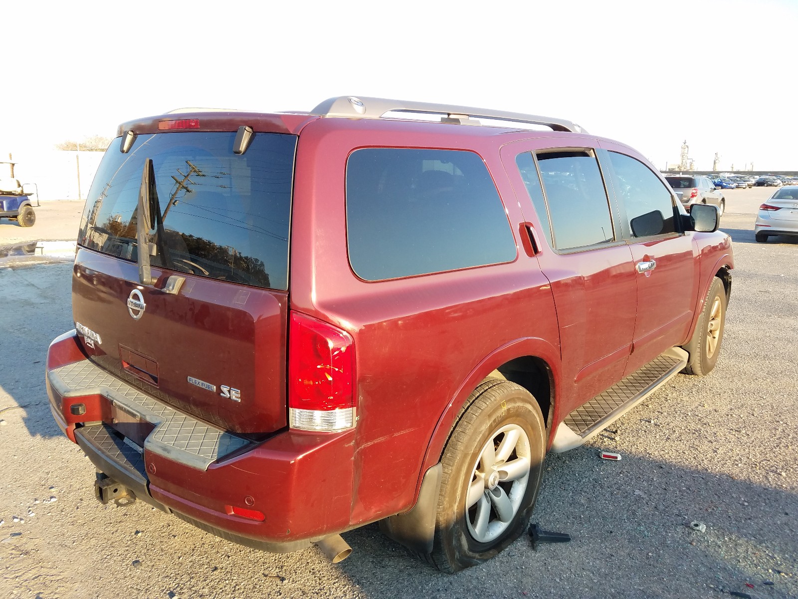 Photo 3 VIN: 5N1BA0ND4AN608668 - NISSAN ARMADA SE 