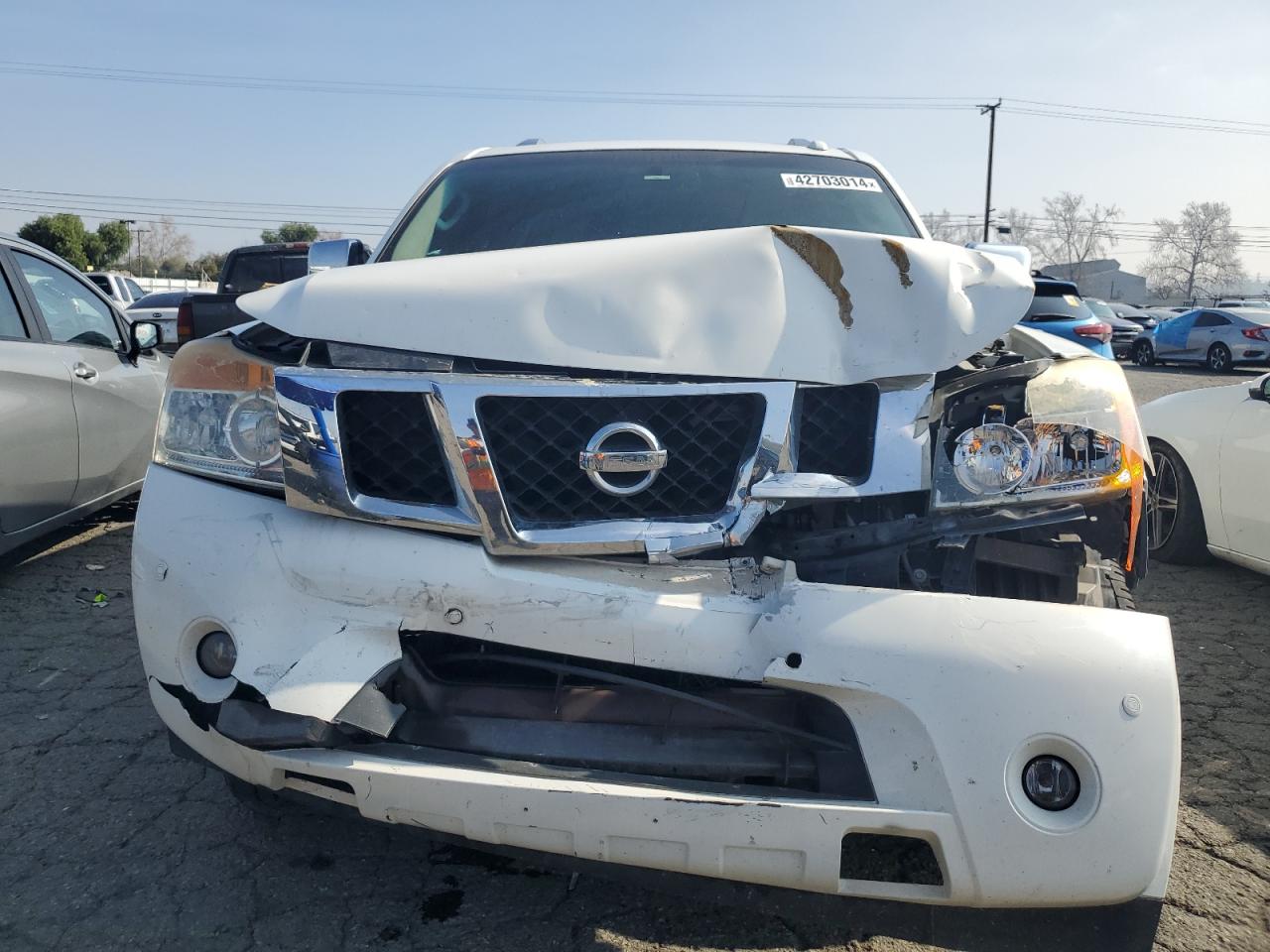 Photo 4 VIN: 5N1BA0ND4AN615748 - NISSAN ARMADA 