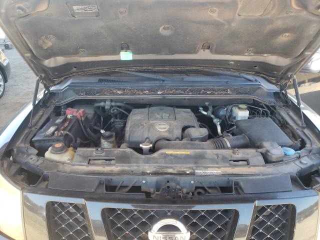 Photo 6 VIN: 5N1BA0ND6BN611718 - NISSAN ARMADA SV 