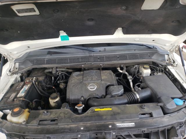 Photo 6 VIN: 5N1BA0ND7AN611158 - NISSAN ARMADA SE 