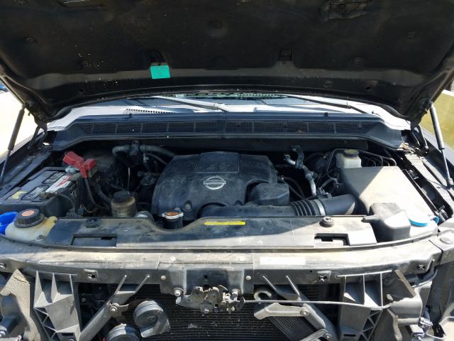 Photo 6 VIN: 5N1BA0ND8AN611847 - NISSAN ARMADA SE 