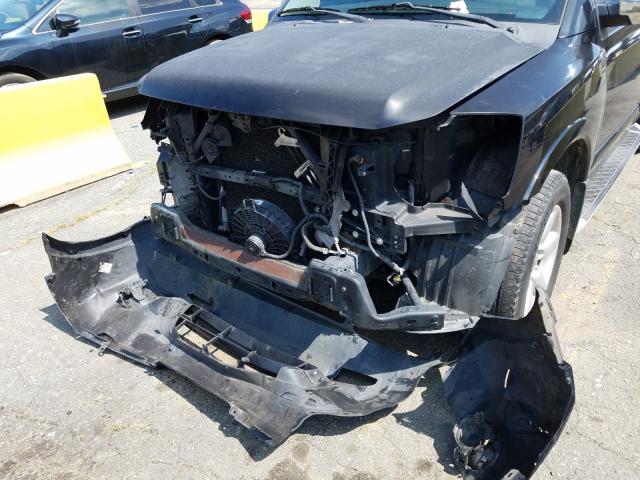 Photo 8 VIN: 5N1BA0ND8AN611847 - NISSAN ARMADA SE 