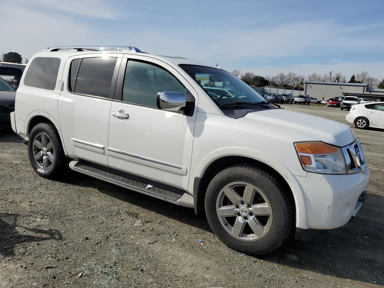 Photo 3 VIN: 5N1BA0ND8BN620288 - NISSAN ARMADA 